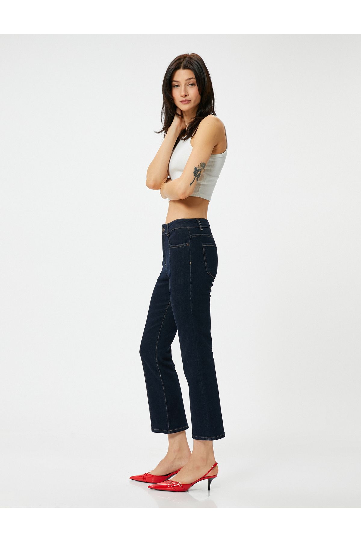 Koton Kısa İspanyol Paça Kot Pantolon Nervürlü Standart Bel - Victoria Crop Flare Jean