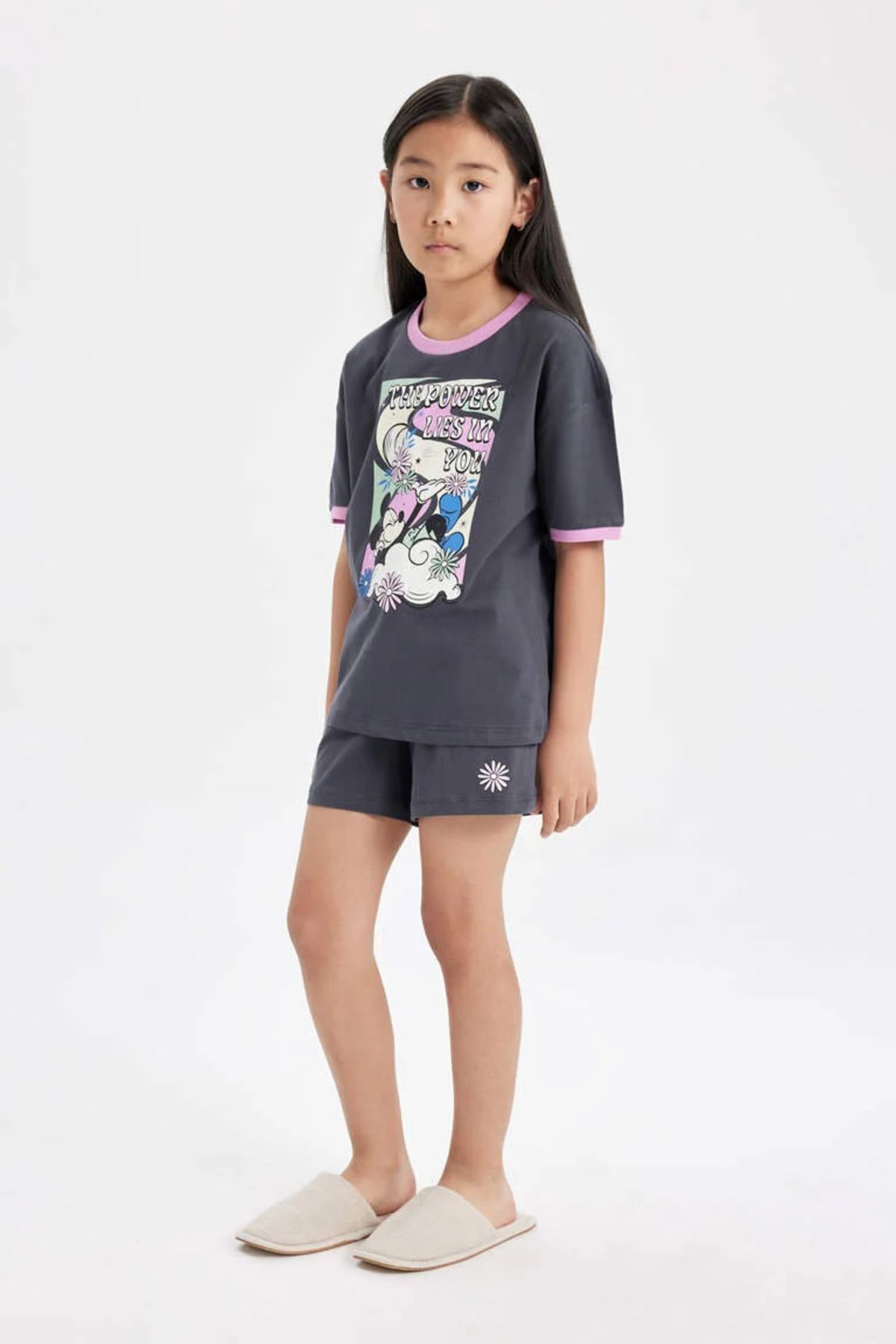 Defacto Kız Çocuk Disney Mickey & Minnie Kısa Kollu Şortlu Pijama Takımı