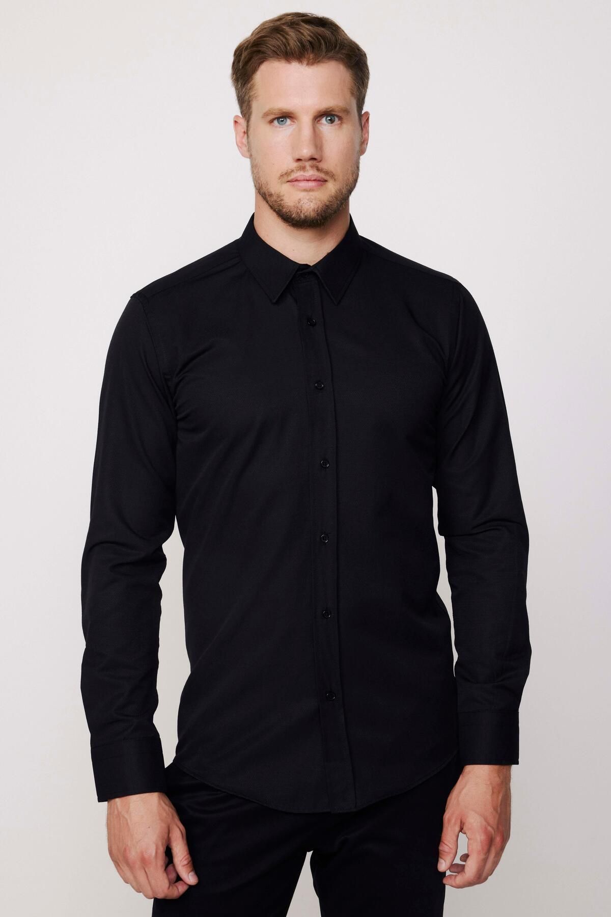 Tudors Modern Slim Fit Uzun Kollu Pamuklu Kolay Ütü Armürlü Erkek Siyah Gömlek