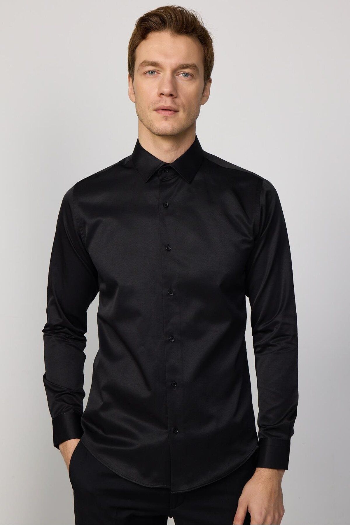 Tudors Slim Fit Uzun Kollu Pamuklu Düz Erkek Siyah Gömlek