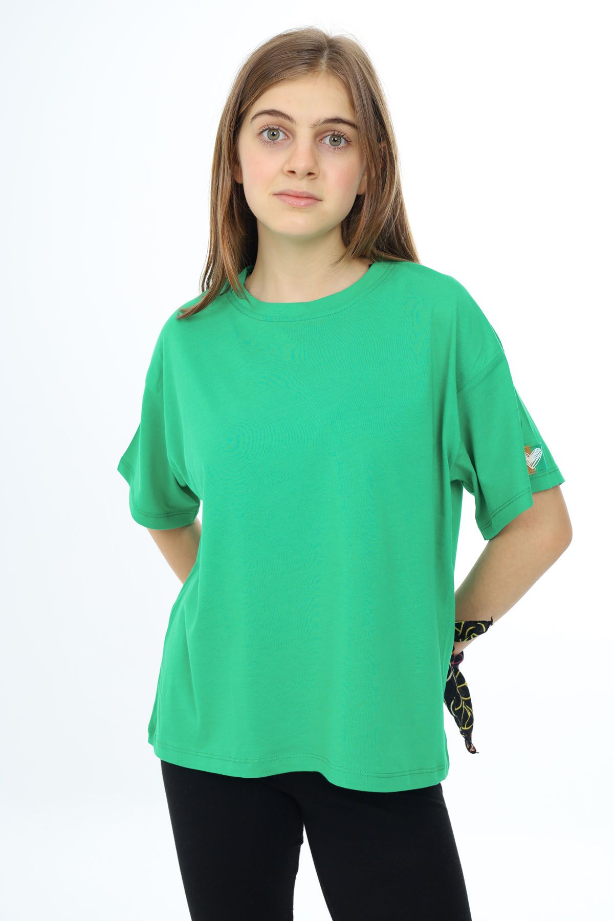 Cansın Mini Yeşil Kısa Kollu Basic Kız Çocuk T-shirt 17770