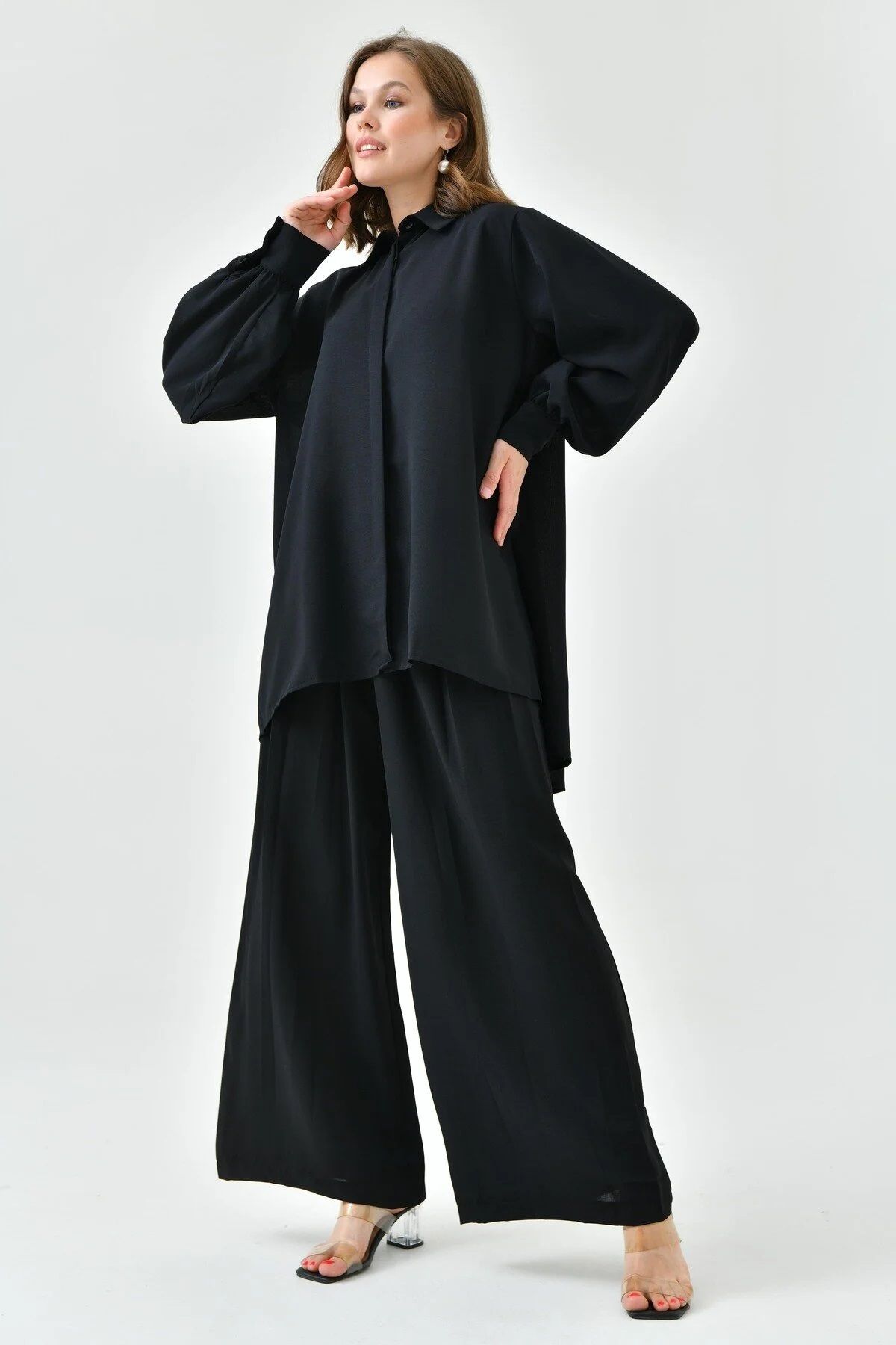 bayansepeti Kadın Siyah Uzun Kollu Gömlek ve Piliseli Geniş Paça Siyah Pantolon Alt-Üst Takım 2051