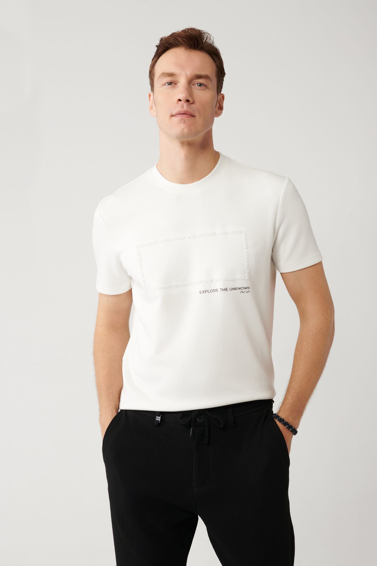 Avva Erkek Beyaz Bisiklet Yaka Interlok Baskılı Regular Fit T-shirt A41y1012