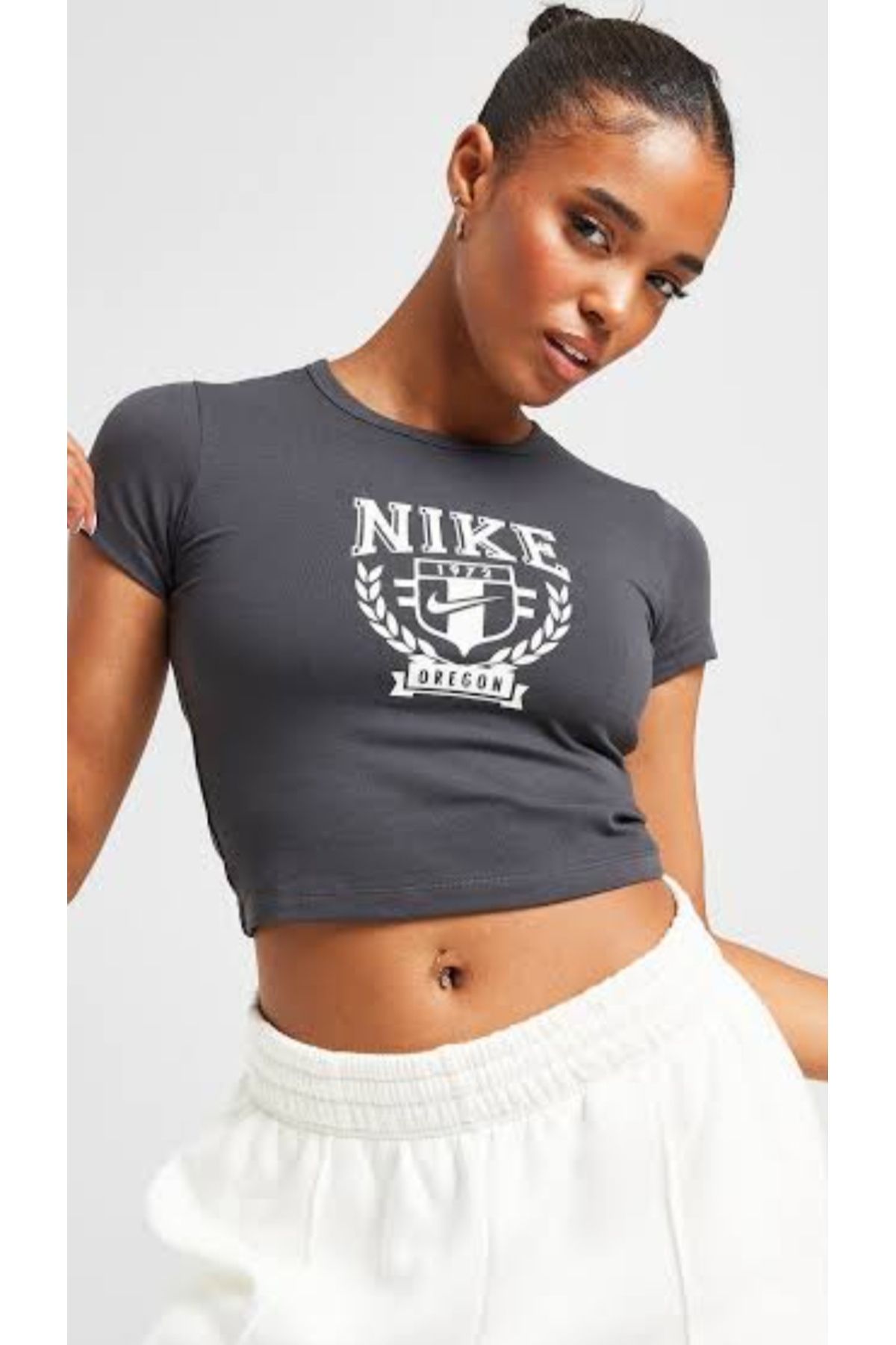 Nike Sportswear Bby Varsity Short-Sleeve Kadın T-Shirt  FZ0236-060