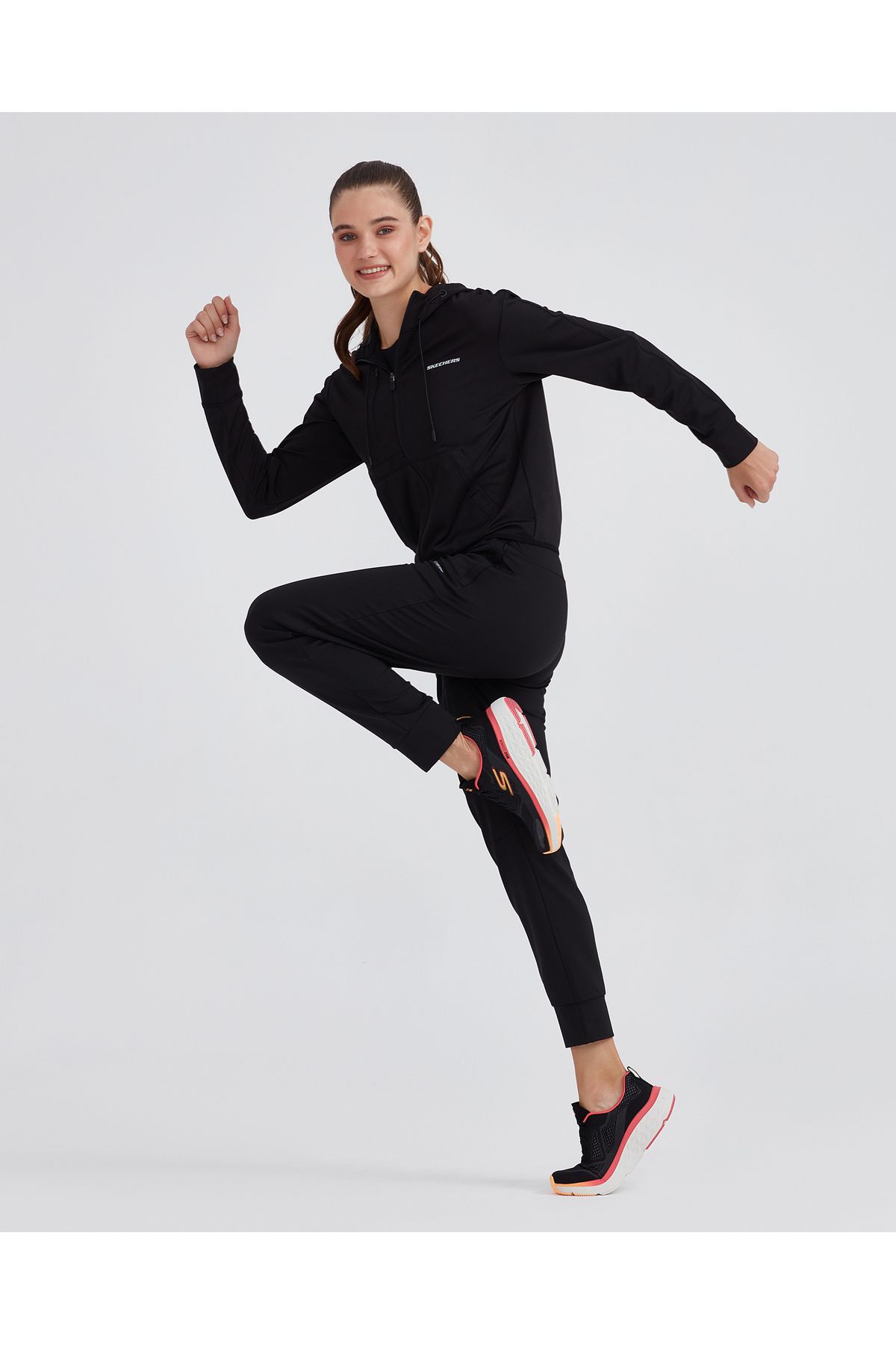 Skechers W Performance Coll. Suit Track Suit Kadın Siyah Eşofman Takımı S232437-001
