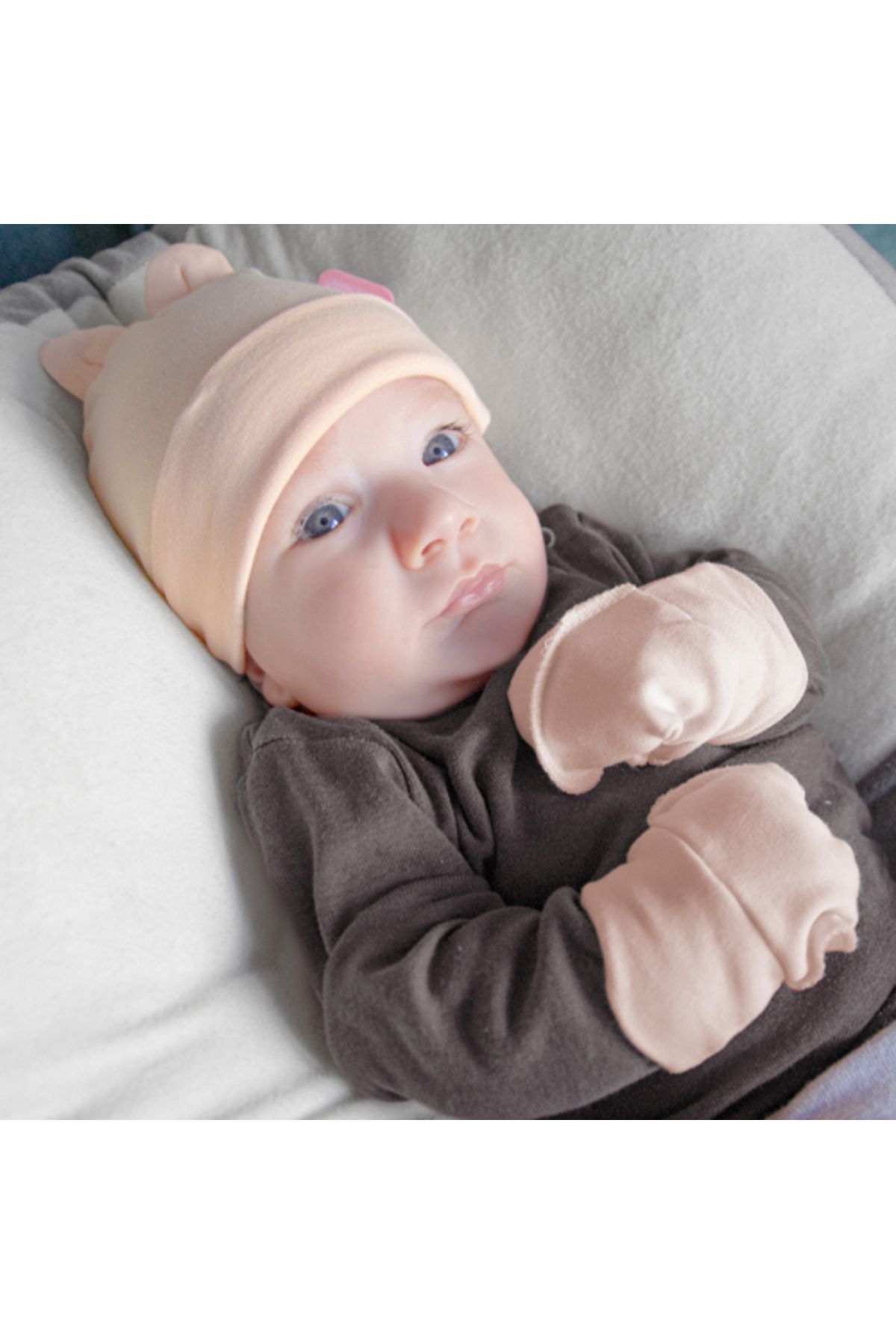 Babyjem Yenidoğan Bebek Şapkası Kulaklı - Beyaz