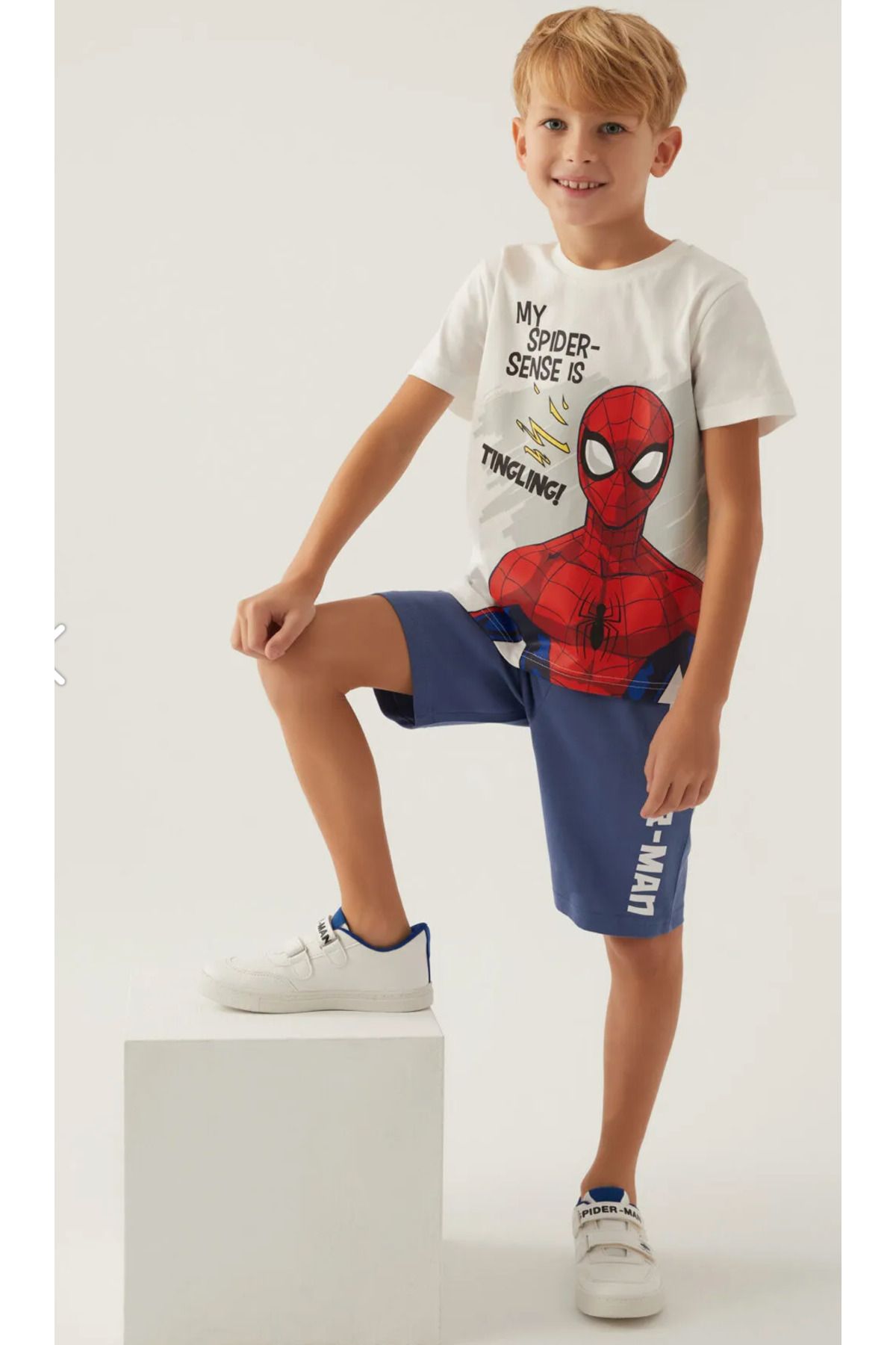 DİSNEY Erkek Çocuk, Lisanslı, Spiderman, Krem, Antrasit T-shirt Bermuda Takım