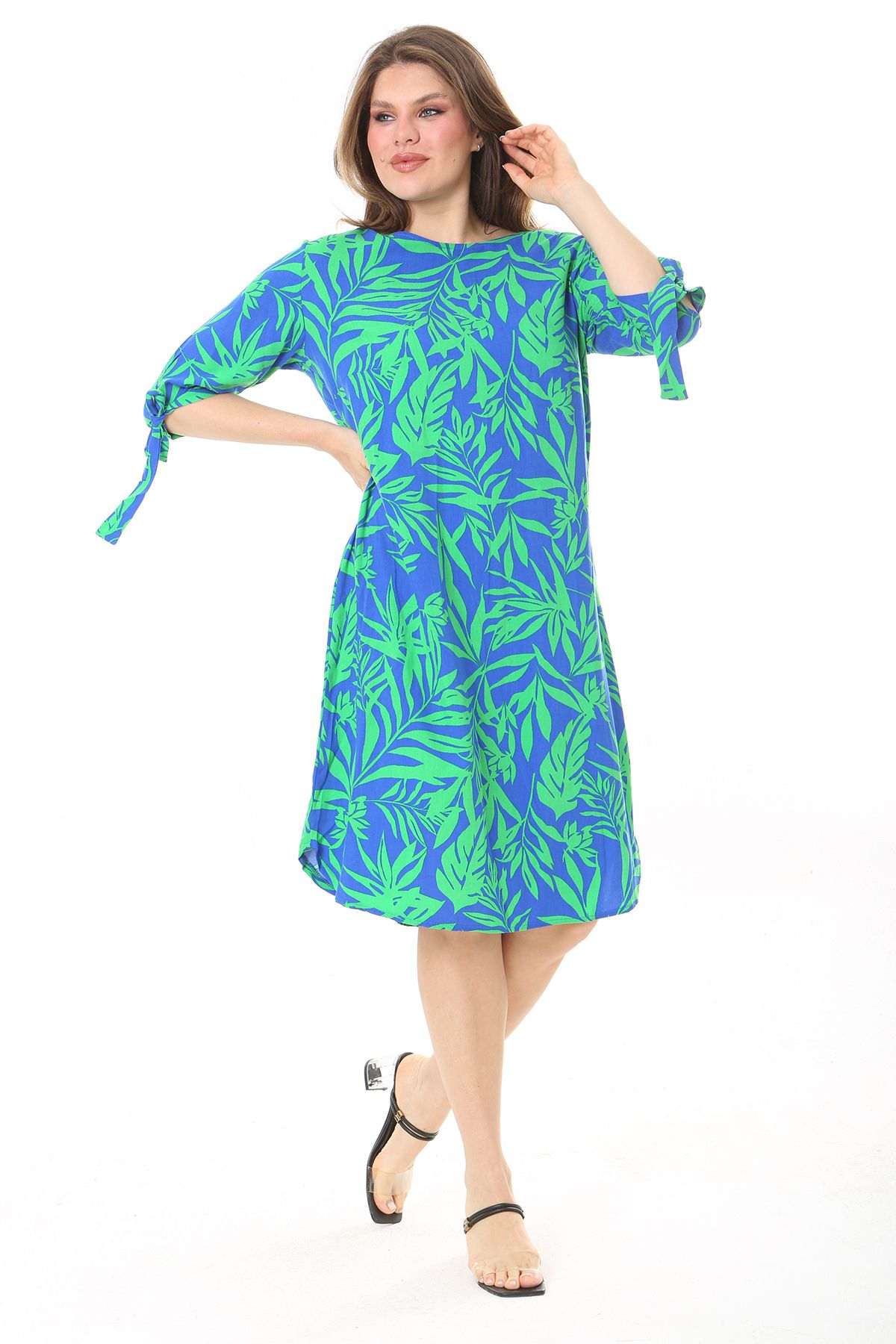 Şans Kadın Büyük Beden Yeşil Dokuma Viskon Kumaş Kol Bağcıklı Elbise 65N37865
