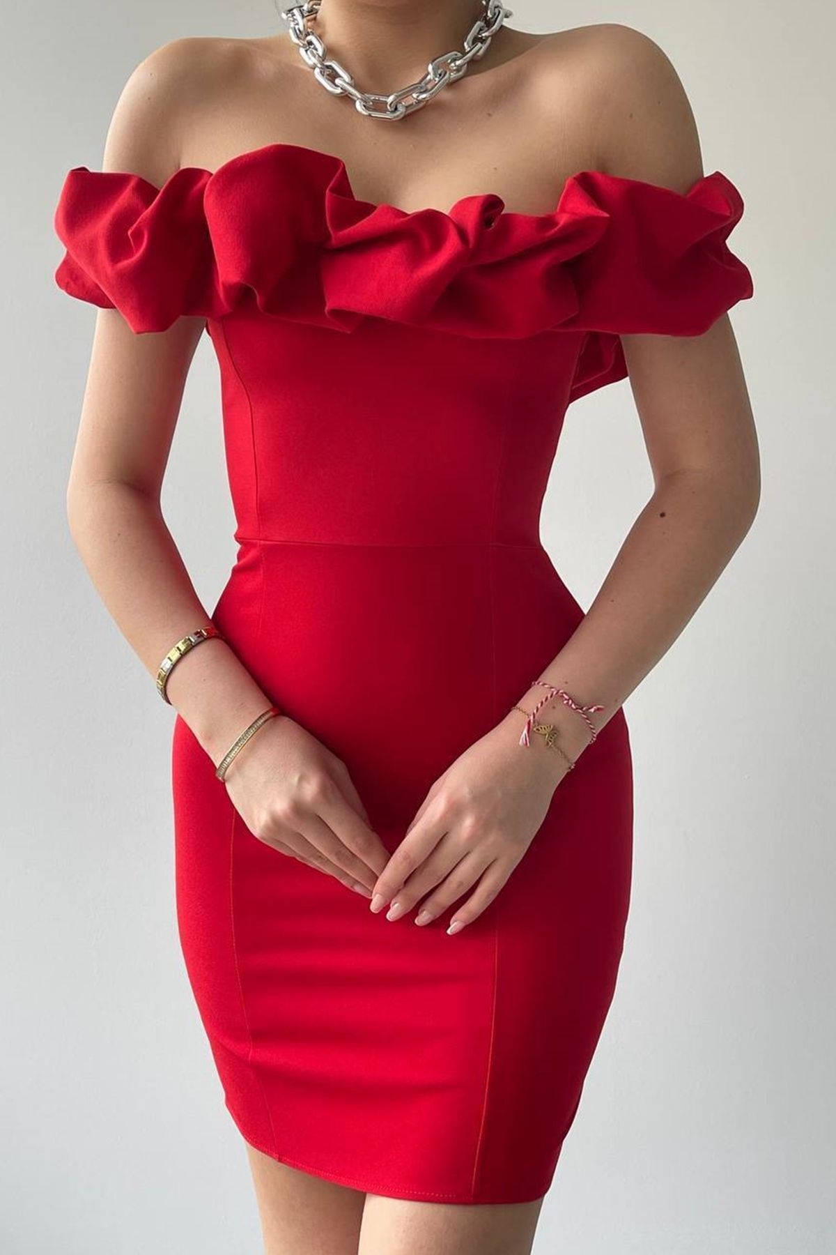 lovebox Kadın Atlas Kumaş Fırfırlı Yaka Tasarım Kırmızı Mini Abiye Elbise 223