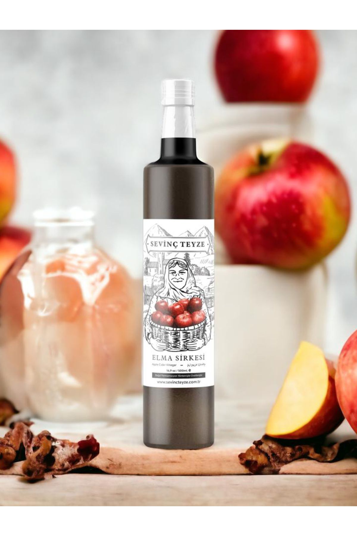 Sevinç Teyze Doğal Fermantasyon Elma Sirkesi, Apple Cider Vinegar 500ml.