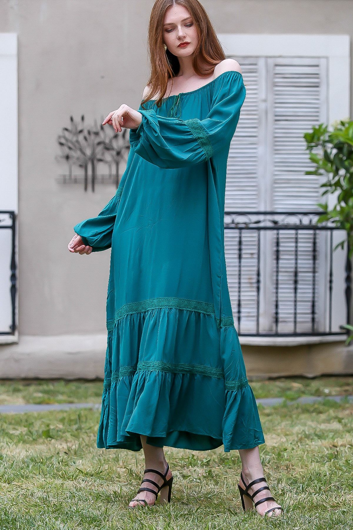 Chiccy Kadın Yeşil Carmen Yaka Kopanaki Detaylı Kolları Lastikli Salaş Dokuma Elbise C10160000EL94900