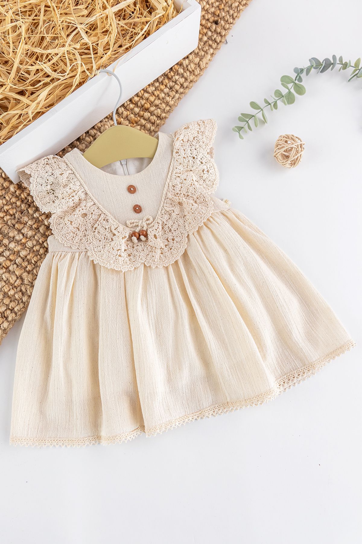 Babymod Güpürlü Dantel Yakalı Yazlık Müslin Kız Bebek Elbise