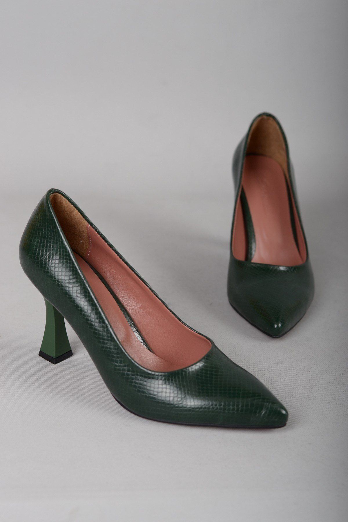 SEÇ KUNDURA Seç 720 Stiletto Topuklu Ayakkabı (9cm) Yeşil Yılan
