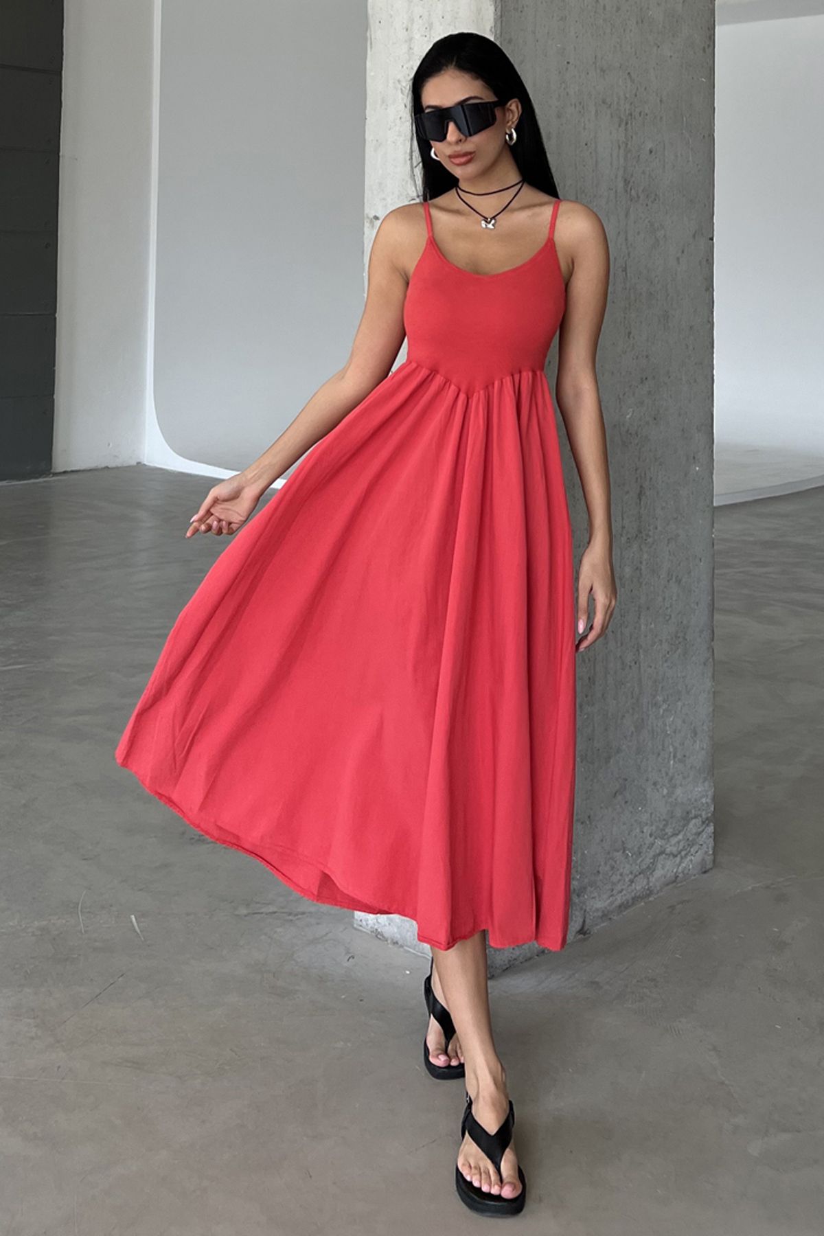Domoda Ayar askılı, Fermuarlı Üstü fitilli Alt Kısmı Dokuma Volanlı Kadın Çan askılı Elbise @Emilia