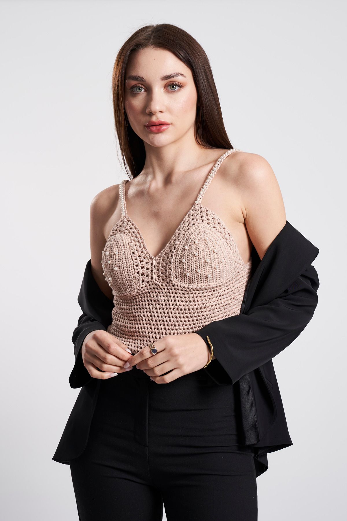 Daphnia Delfion Zeynep El Yapımı Vizon Askılı İnci Detaylı Triko Bluz
