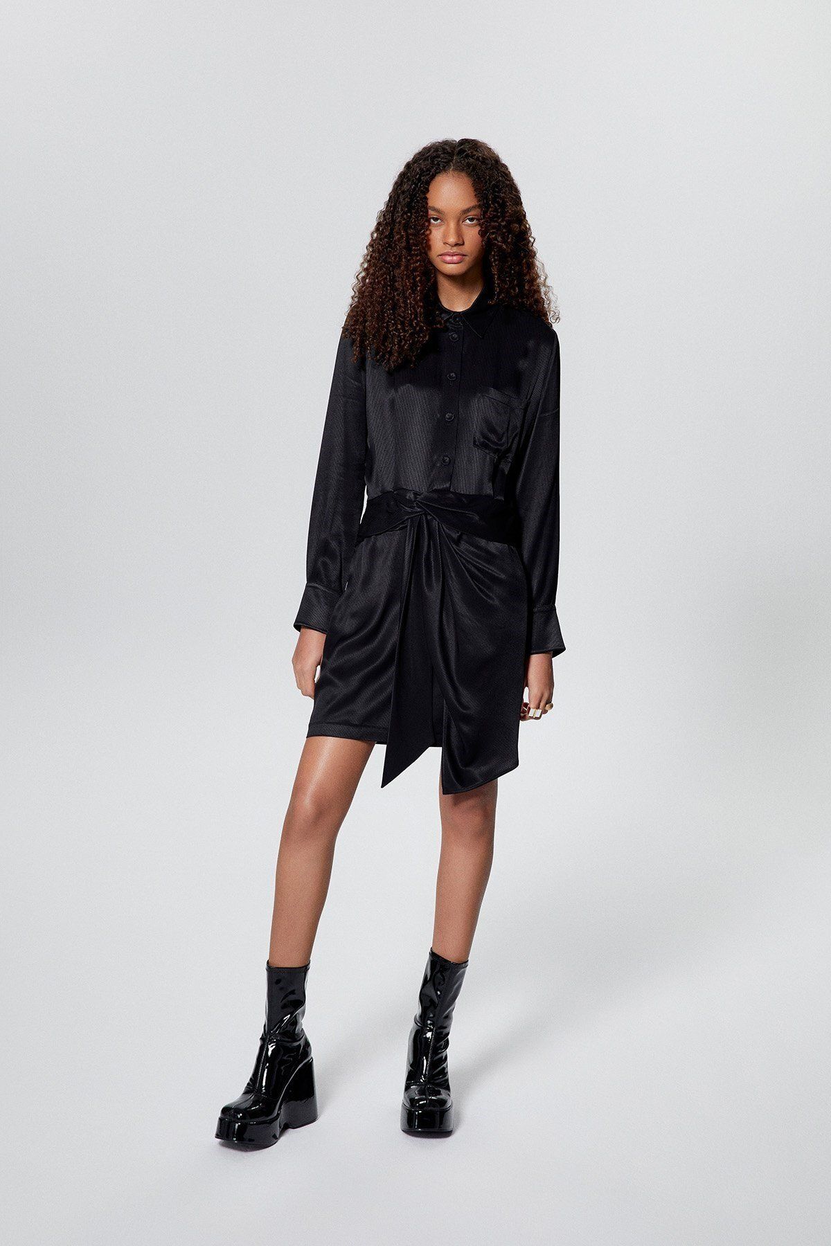 Rue Drapeli Asimetrik Siyah Mini Elbise
