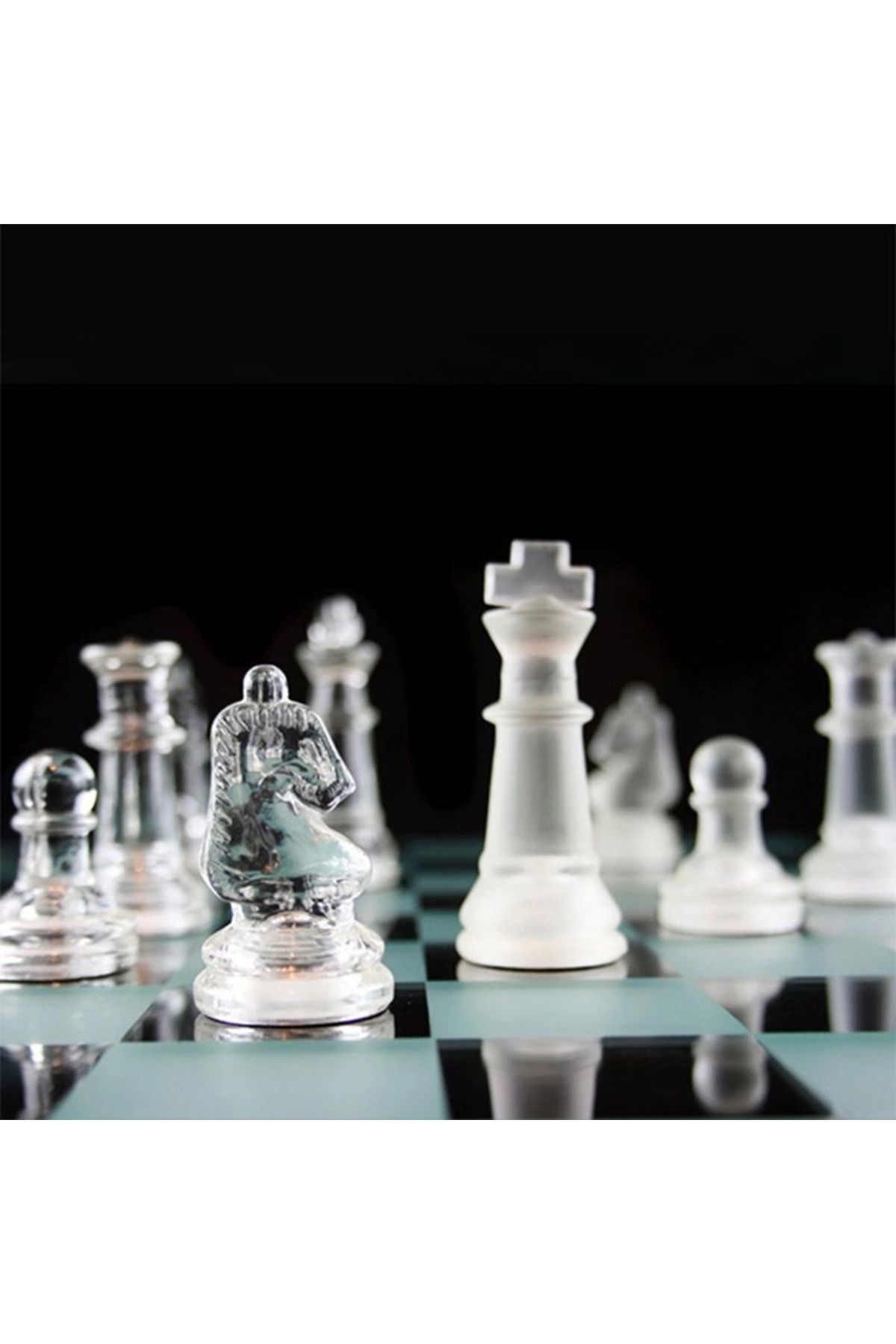 Wisdom Rain Glass Chess Cam Satranç Takımı (20 Cm X 20 Cm)