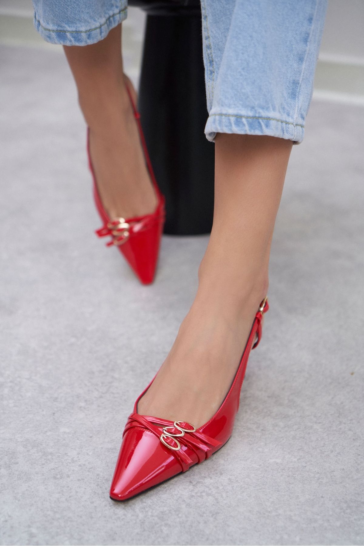NİŞANTAŞI SHOES Bonita Kırmızı Rugan Kemer Detaylı Bilek Bağlı Kadın Topuklu Ayakkabı