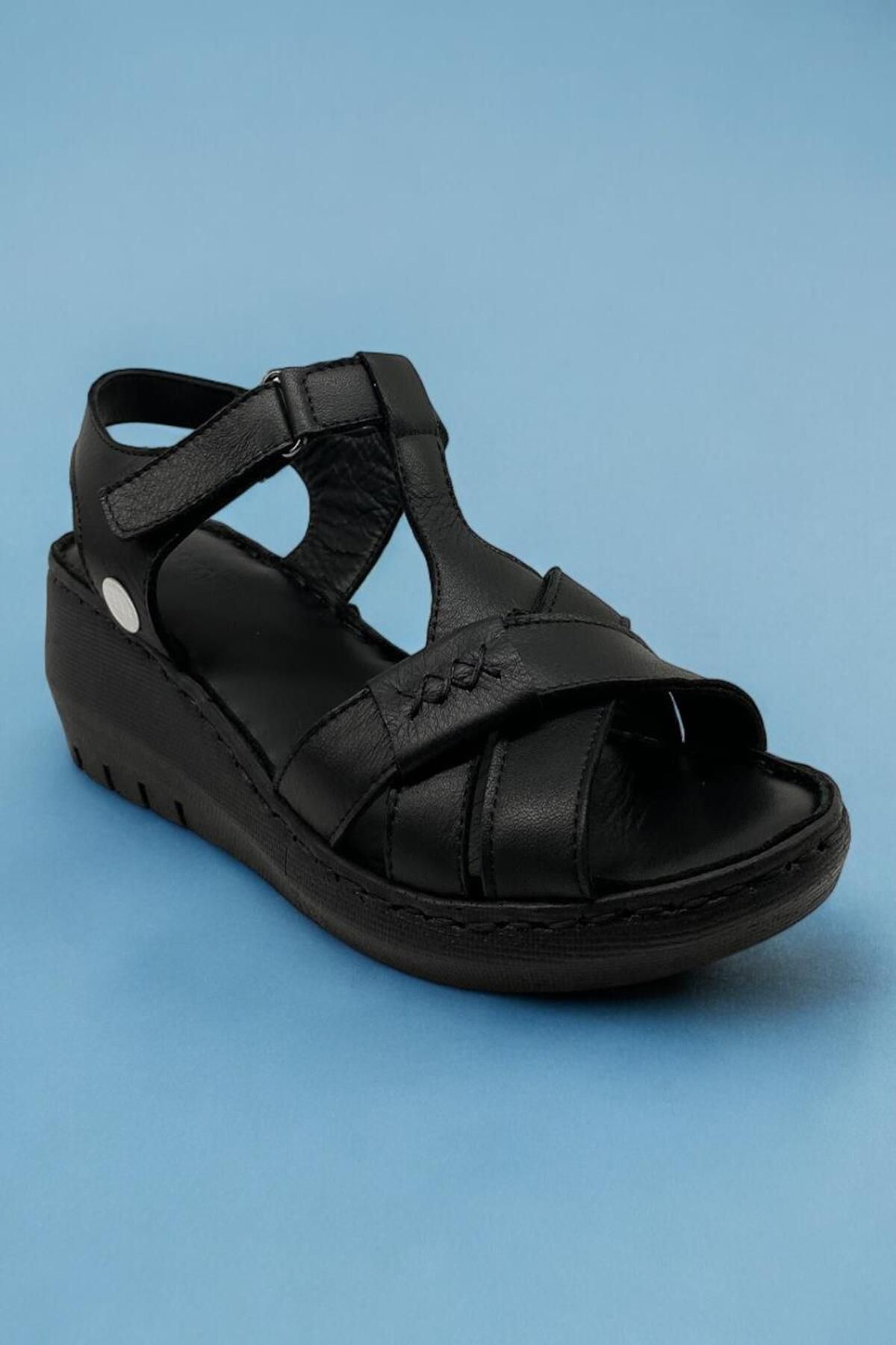 Mammamia D24ys-1375 Hakiki Deri Siyah Kadın Günlük Sandalet
