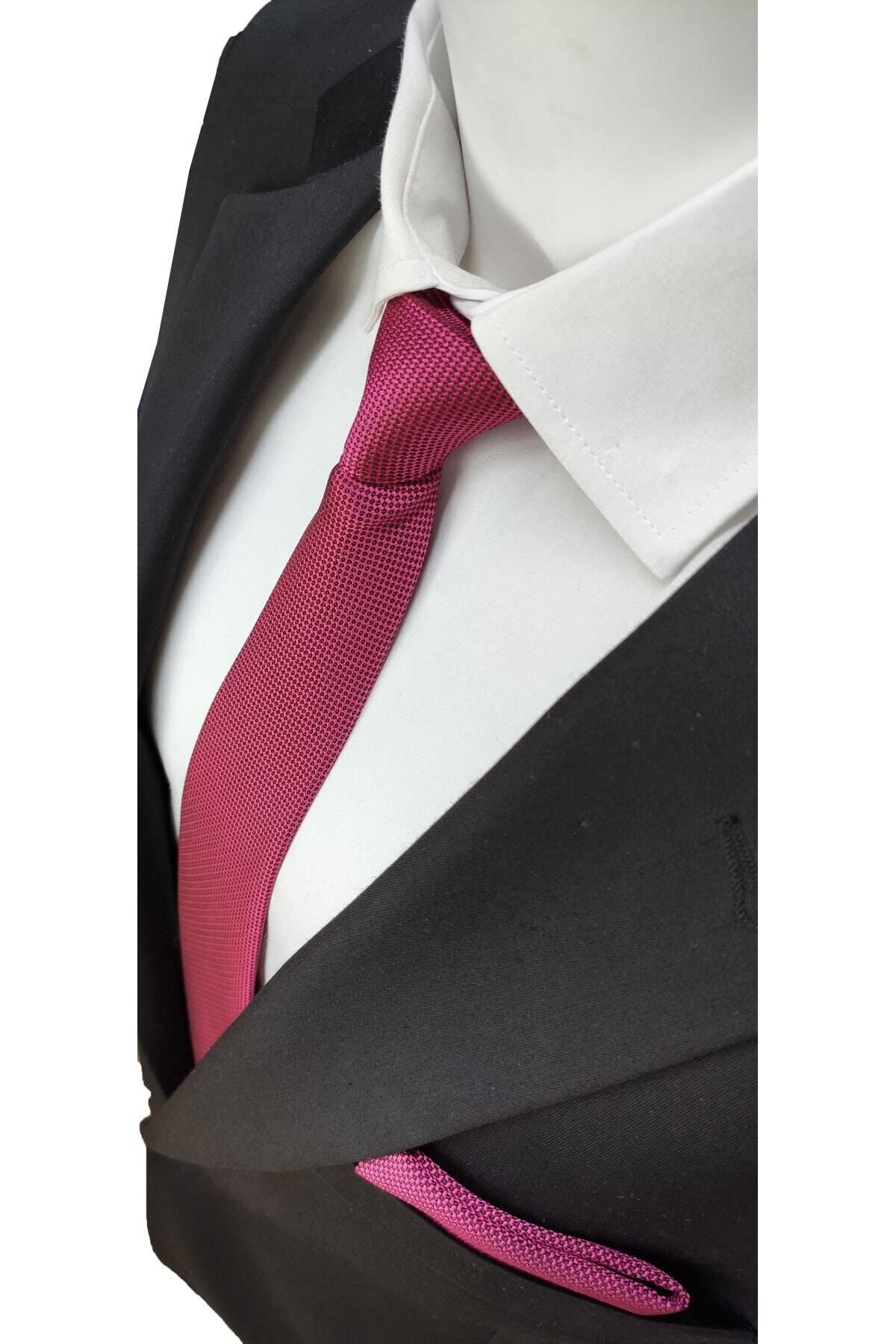 Elegante Cravatte Fuşya Renginde Armürlü Dokuma Kravat Ve Mendil