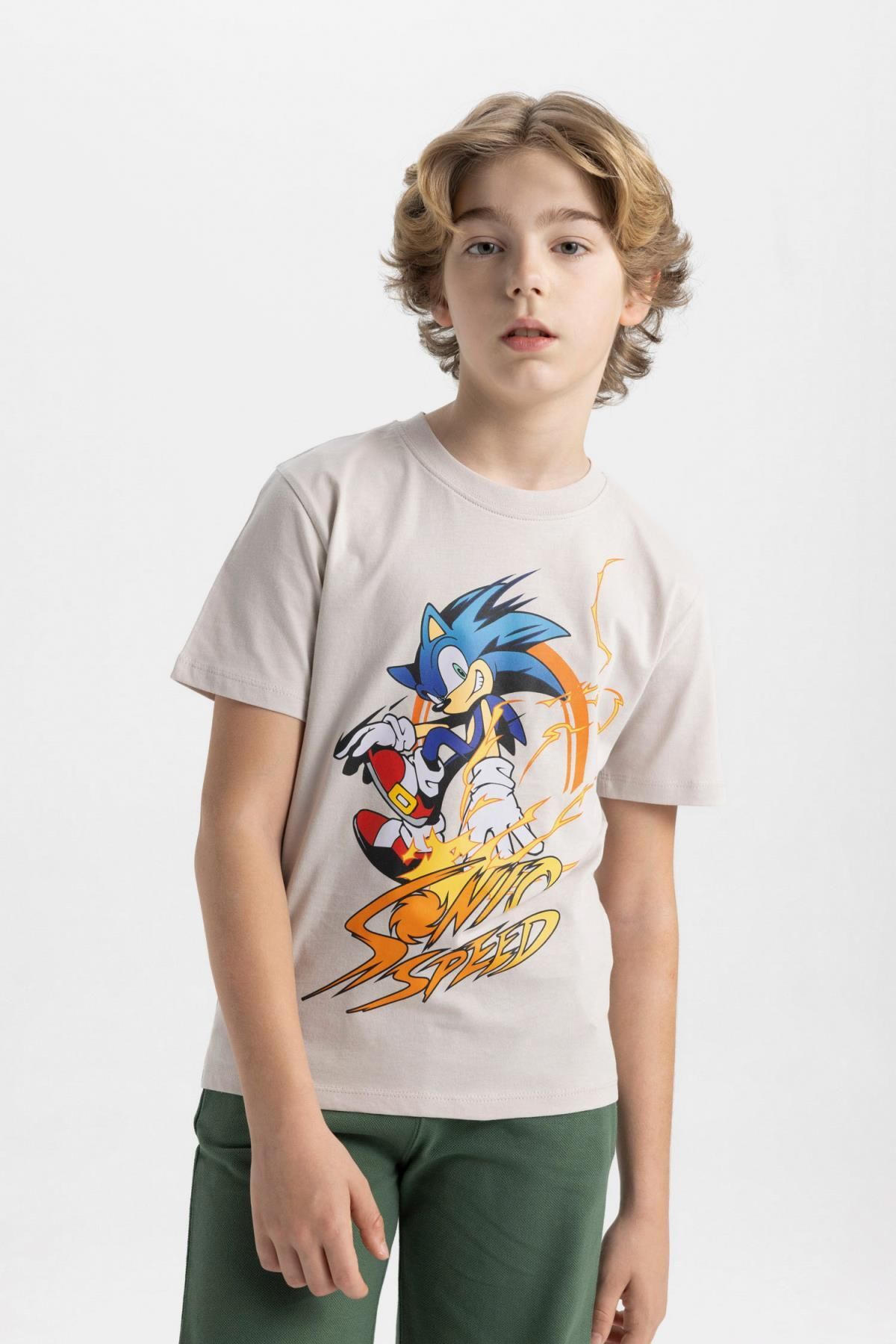 Defacto Erkek Çocuk Sonic The Hedgehog Bisiklet Yaka Kısa Kollu Tişört C4261a824sm