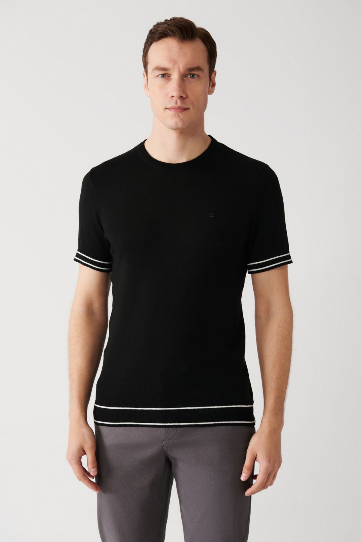 Avva Erkek Siyah Bisiklet Yaka Yumuşak Tuşe Ribanalı Regular Fit Triko T-shirt A31y5107