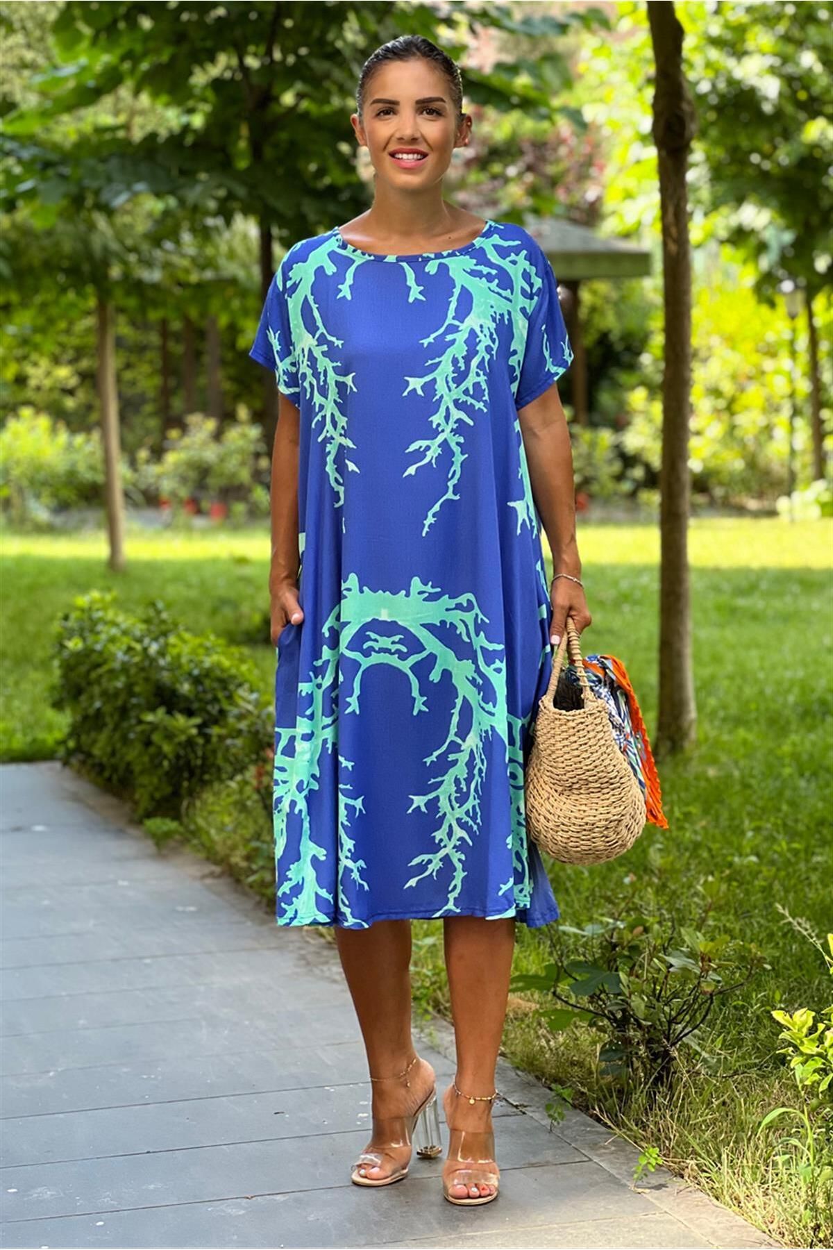 Nevin Kaya Moda Mavi Renk Deniz Desenli Elbise