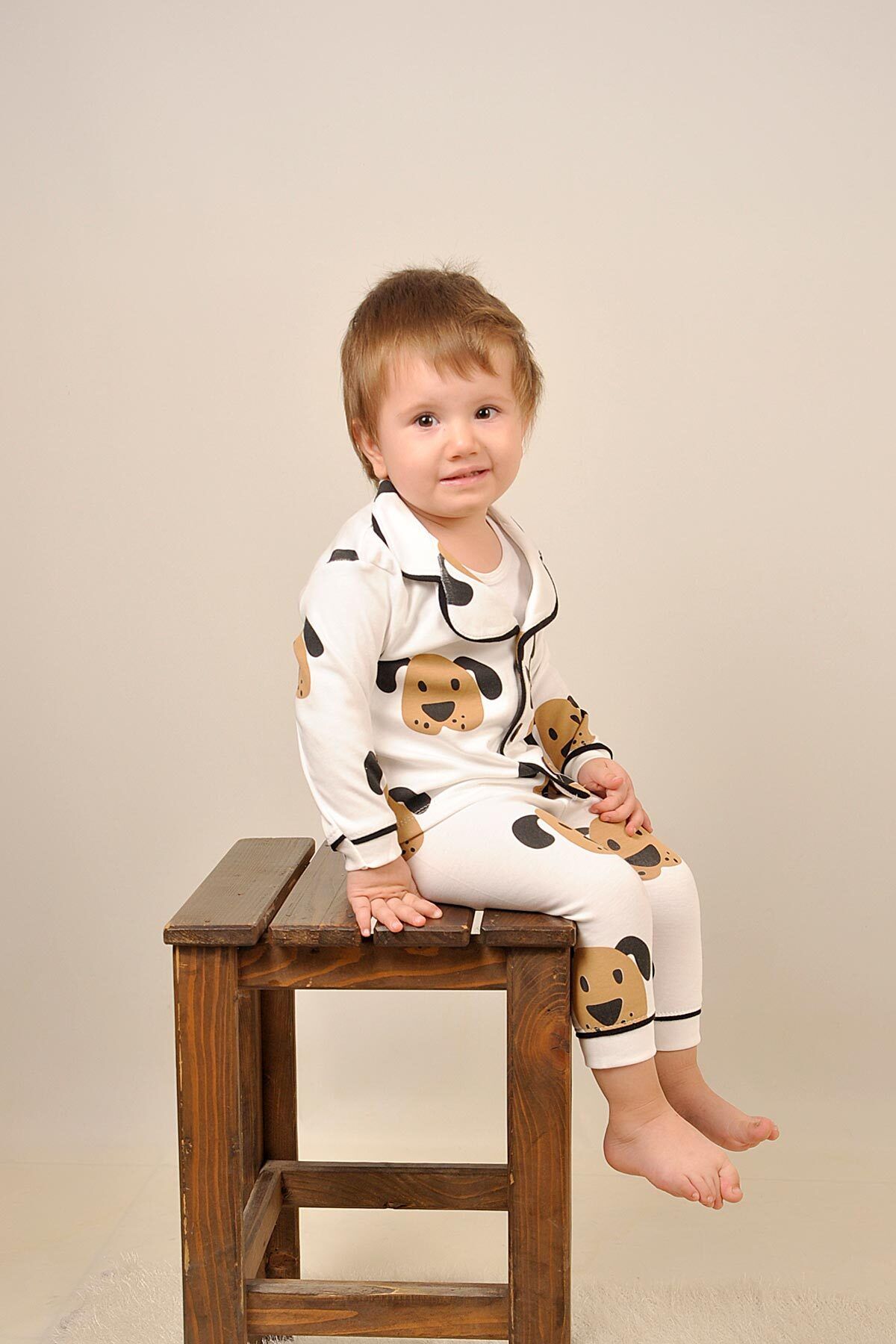 Peki Bebek 5al4öde Çocuk Pamuklu Köpek Cepli Ahsap Dügmeli Ceket Yaka Siyah Biyeli Pijama Takimi 14734