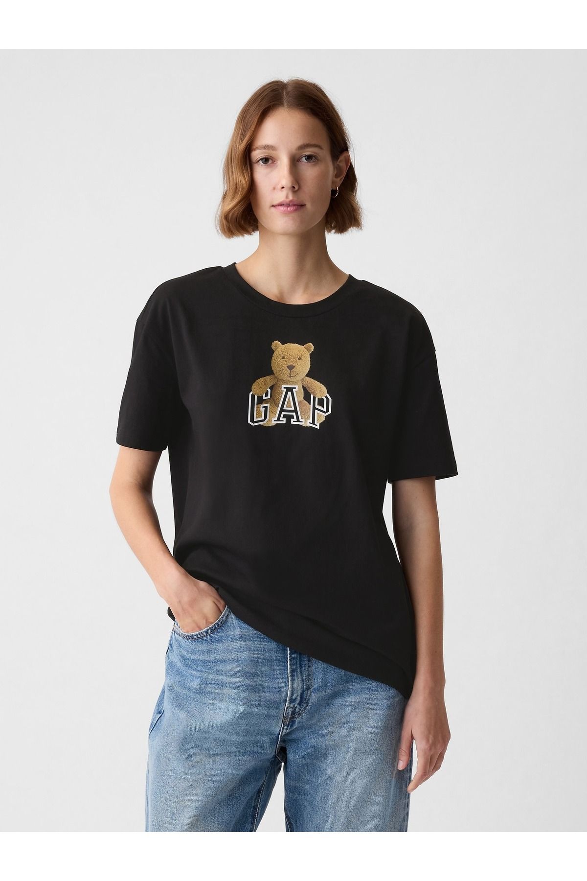 GAP Kadın Siyah Gap Logo Brannan Bear Grafikli T-Shirt
