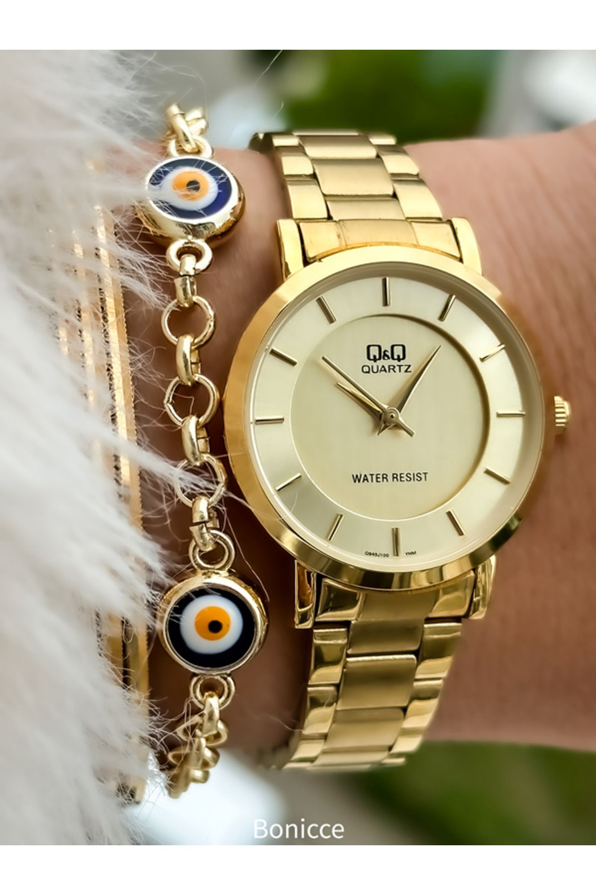 Q Q Marka Çelik Kordon Altın Sarısı Renk Kadın Kol Saati+ Bileklik