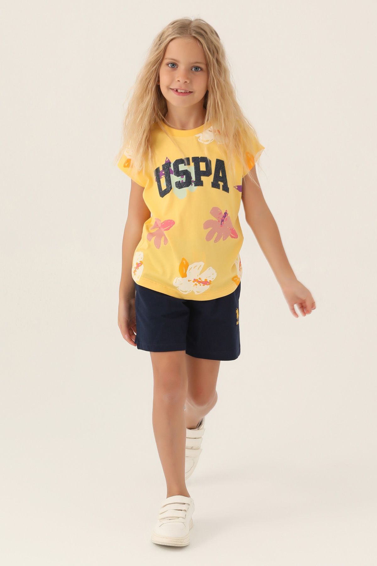 U.S. Polo Assn. Lisanslı Flower  Alt Üst Kız Çocuk Şort Takım