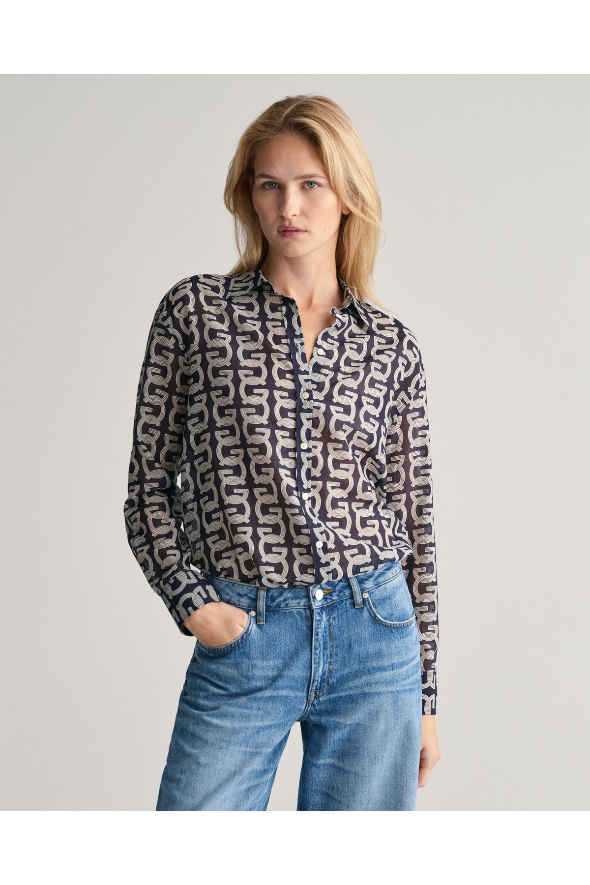Gant Kadın Lacivert Relaxed Fit Klasik Yaka Desenli Gömlek