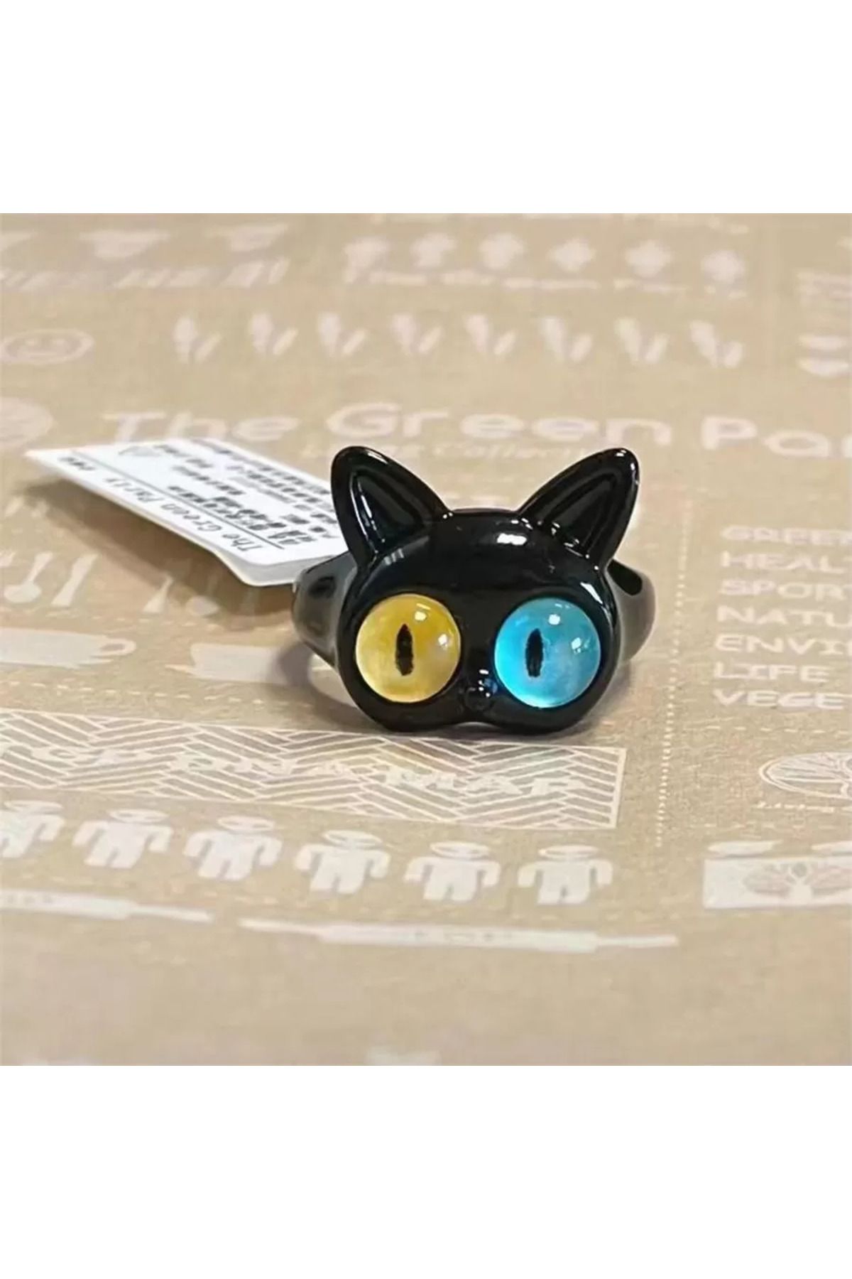 Köstebek Siyah Minimal Renkli Gözlü Kedi Yüzük