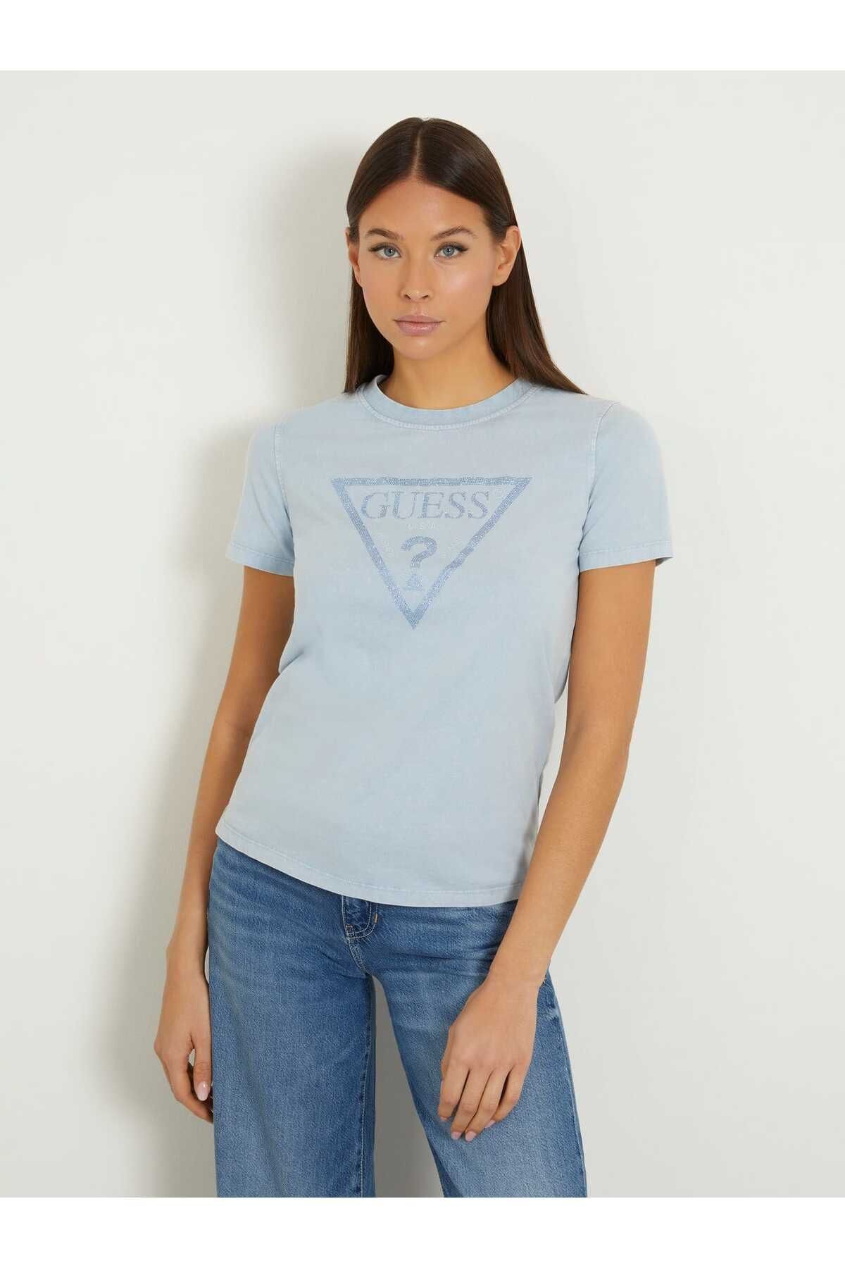 Guess Vintage Logo Kadın Regular Fit T-Shirt