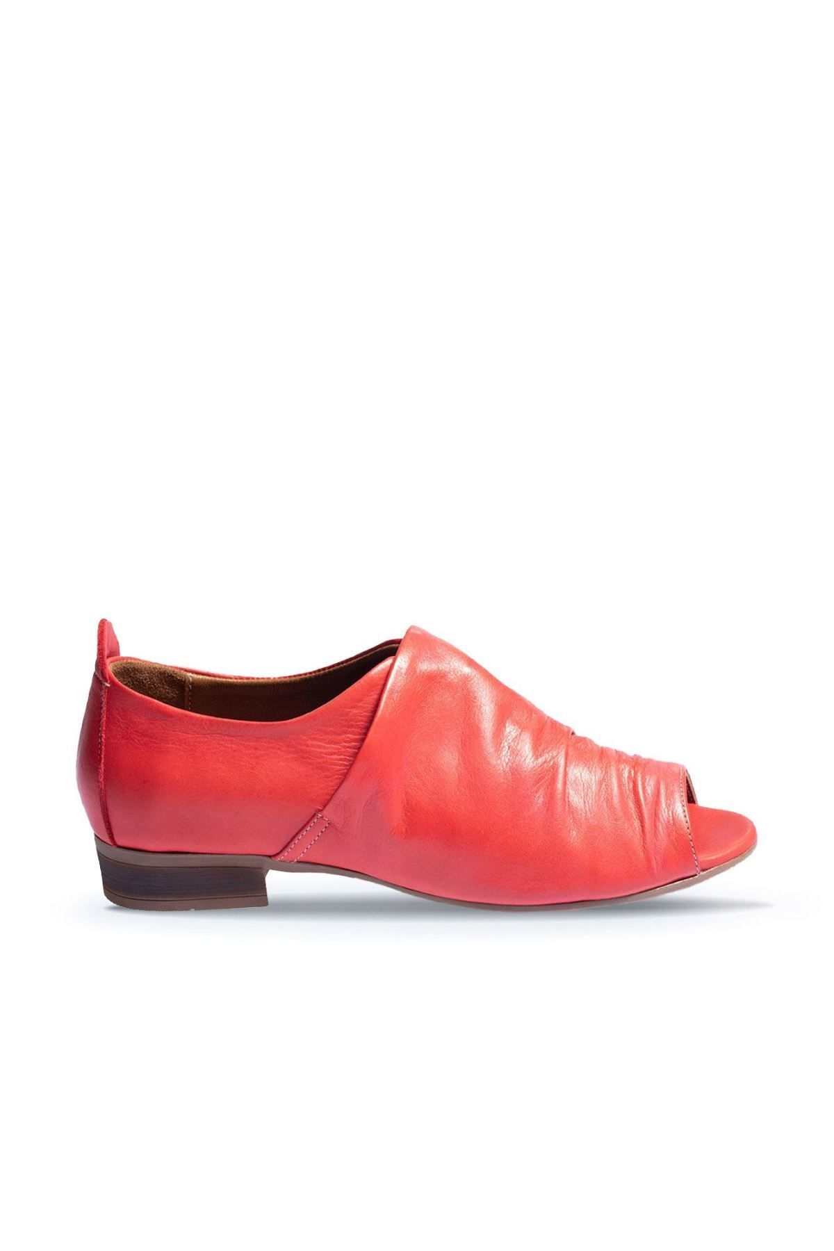 BUENO Shoes Kırmızı Deri Kadın Az Topuklu Ayakkabı