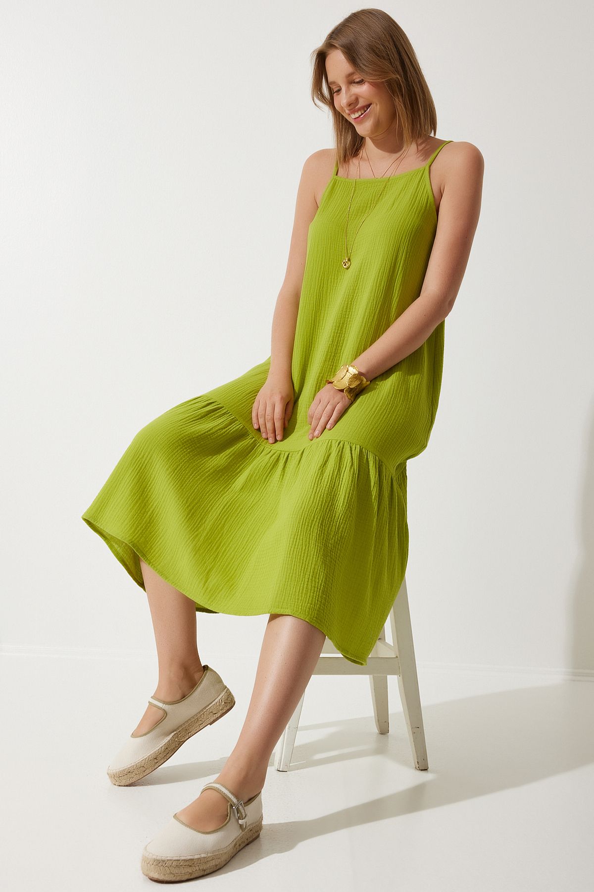 Happiness İstanbul Kadın Fıstık Yeşili Askılı Yazlık Bol Müslin Elbise BP00163