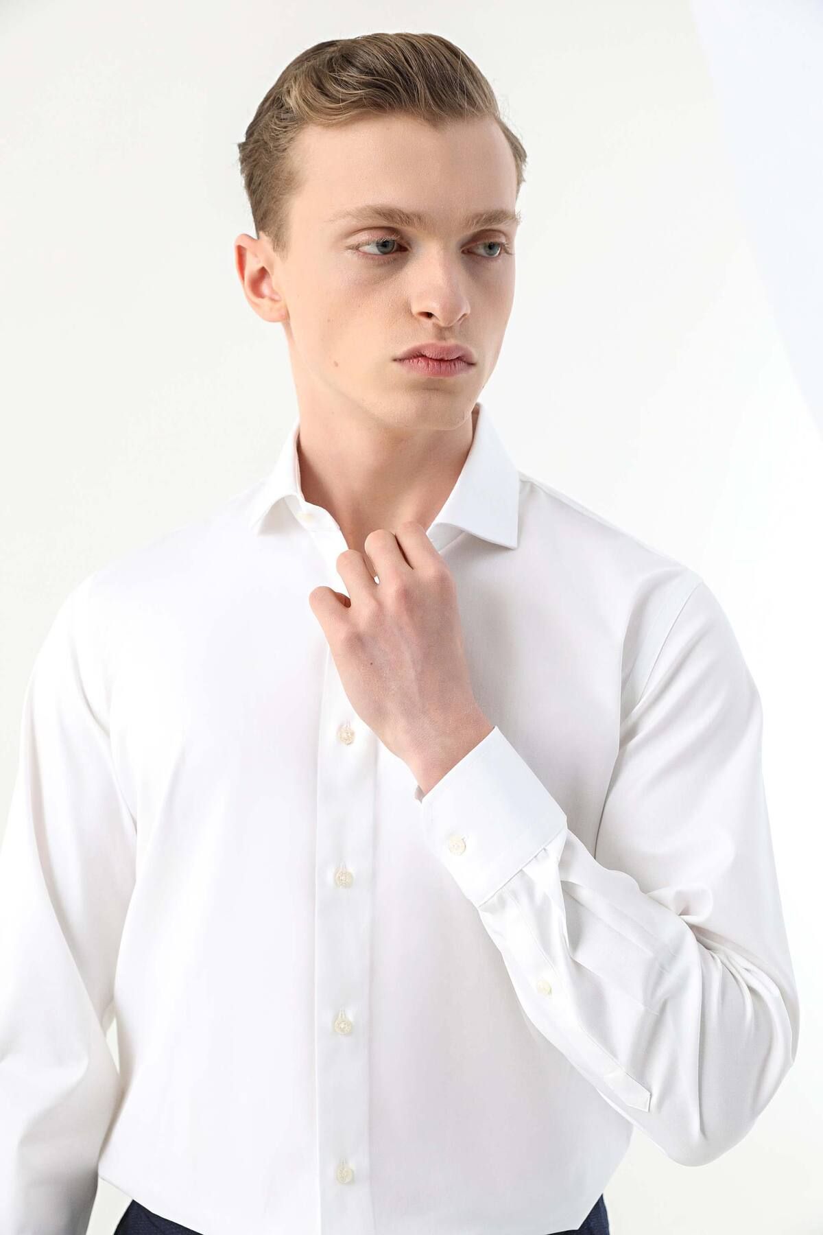 Damat Slim Fit Beyaz Desenli Nano Care Gömlek