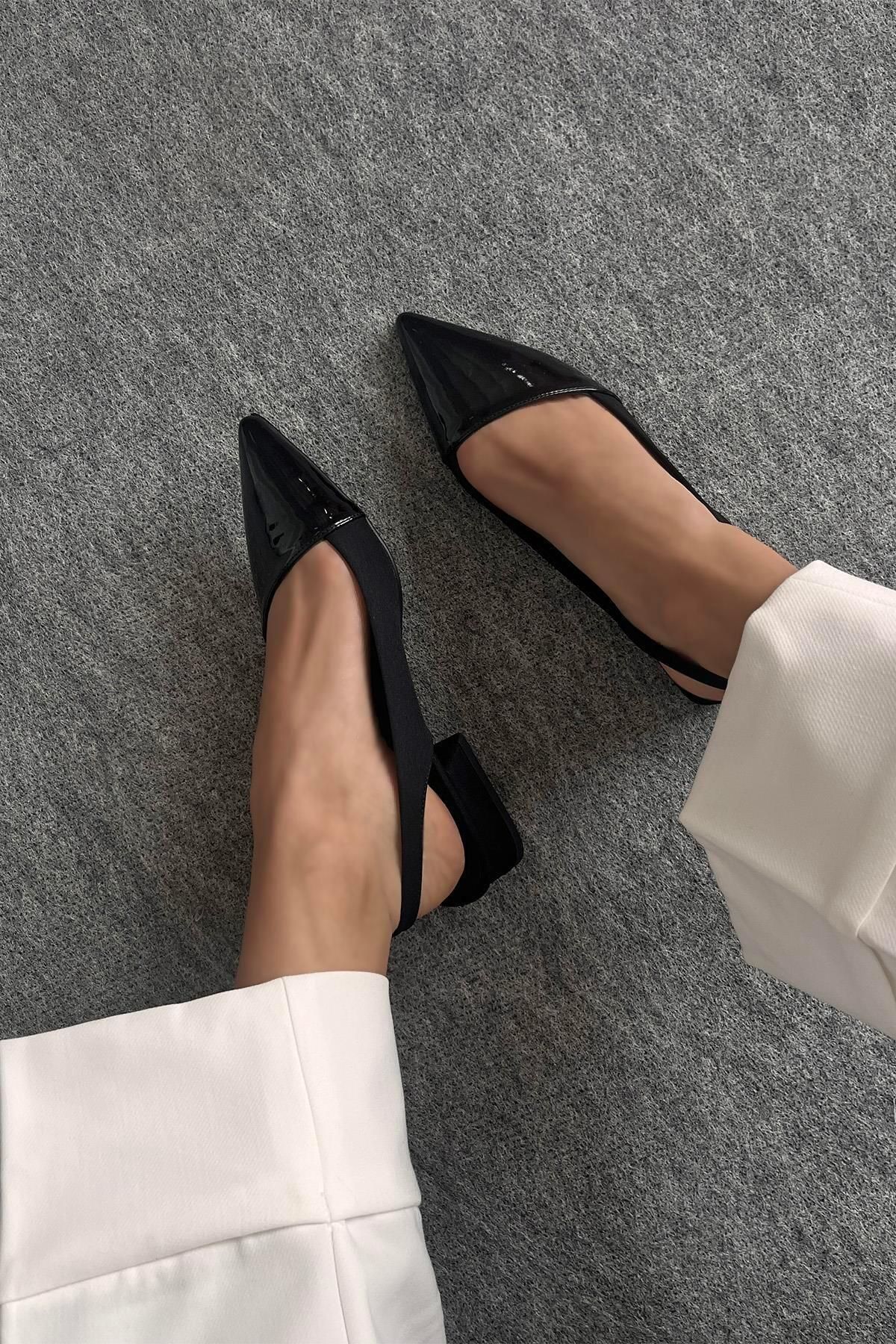 Straswans Ronan Kadın  Topuklu  Rugan  Ayakkabı Siyah