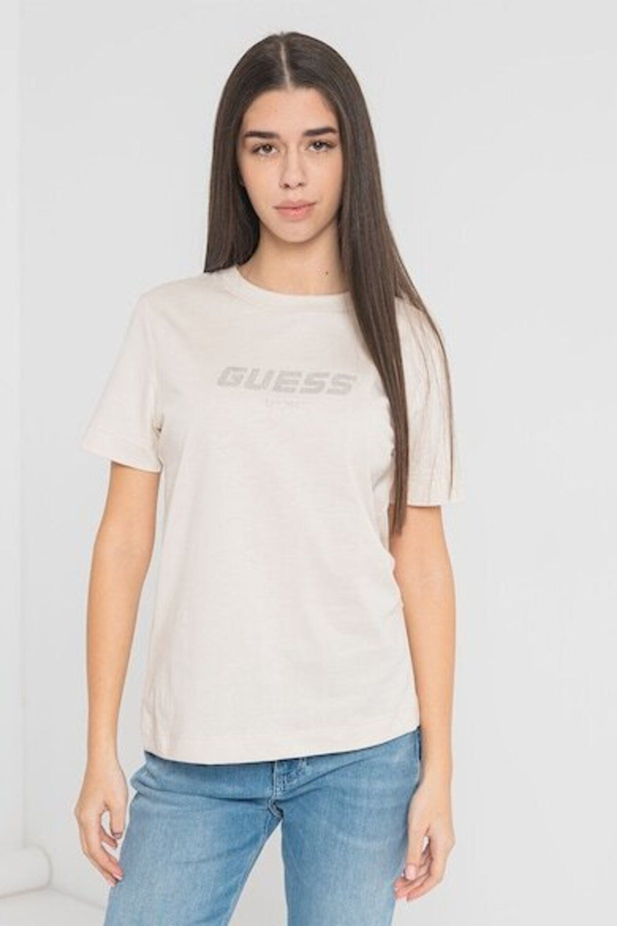 Guess Eleanora Kadın Aktif Slim Fit T-Shirt