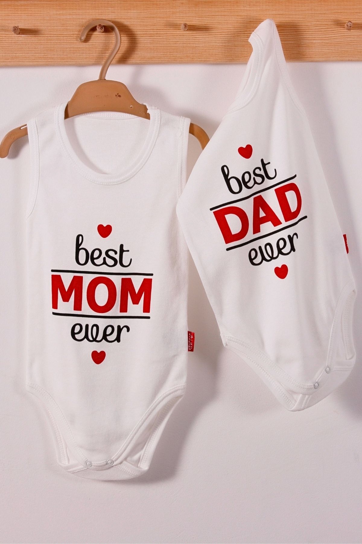 Babydonat Best Mom ve Dad Desenli Askılı Unisex Body