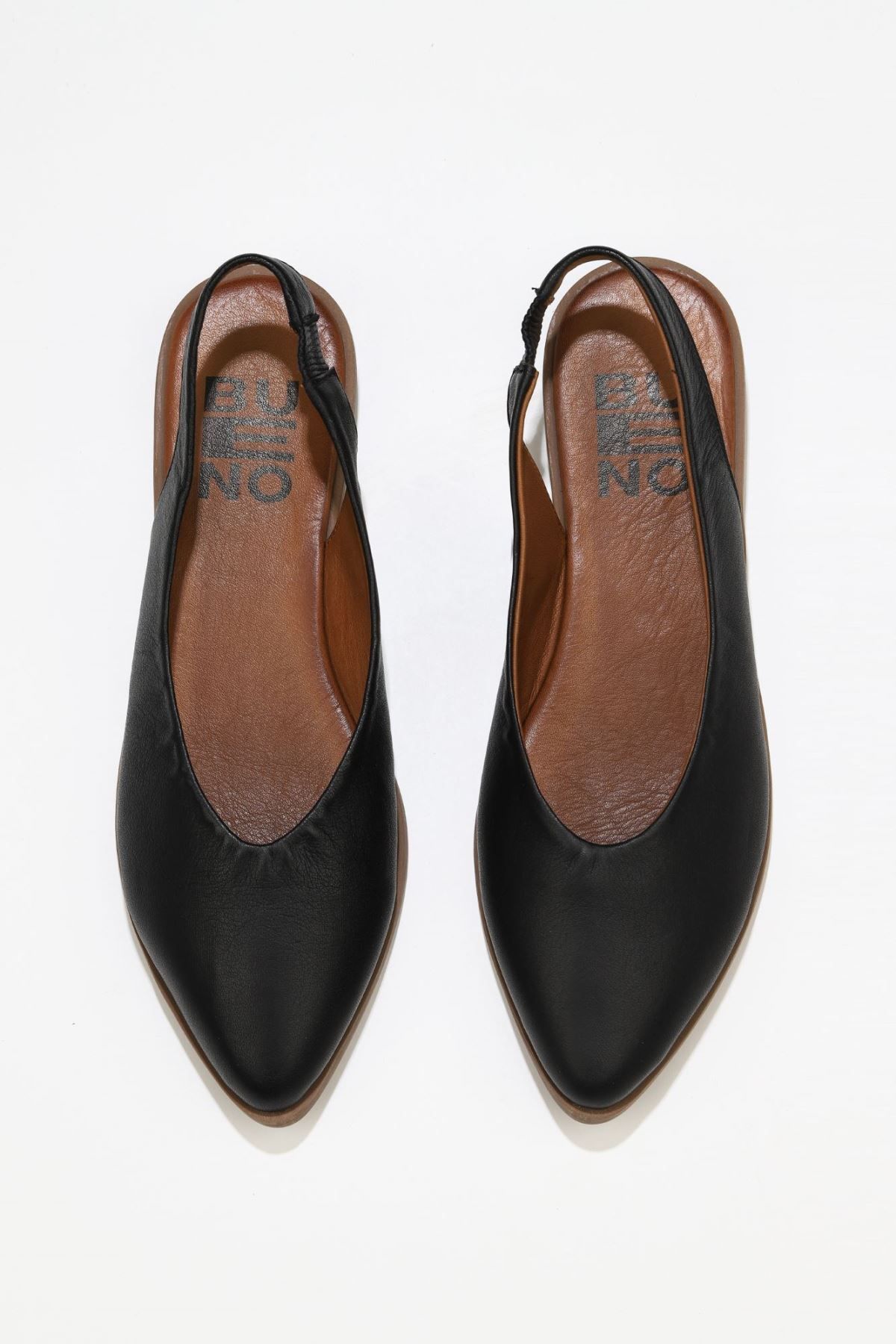 BUENO Shoes Siyah Deri Kadın Düz Sandalet