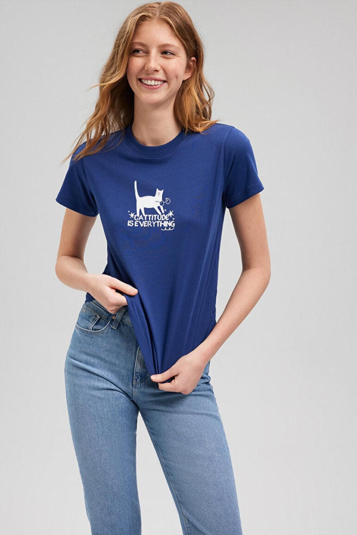 Mavi M1612202-70722 Bısıklet Yaka Grafık Tışort Koyu Saks Ss Kadın T-shirt