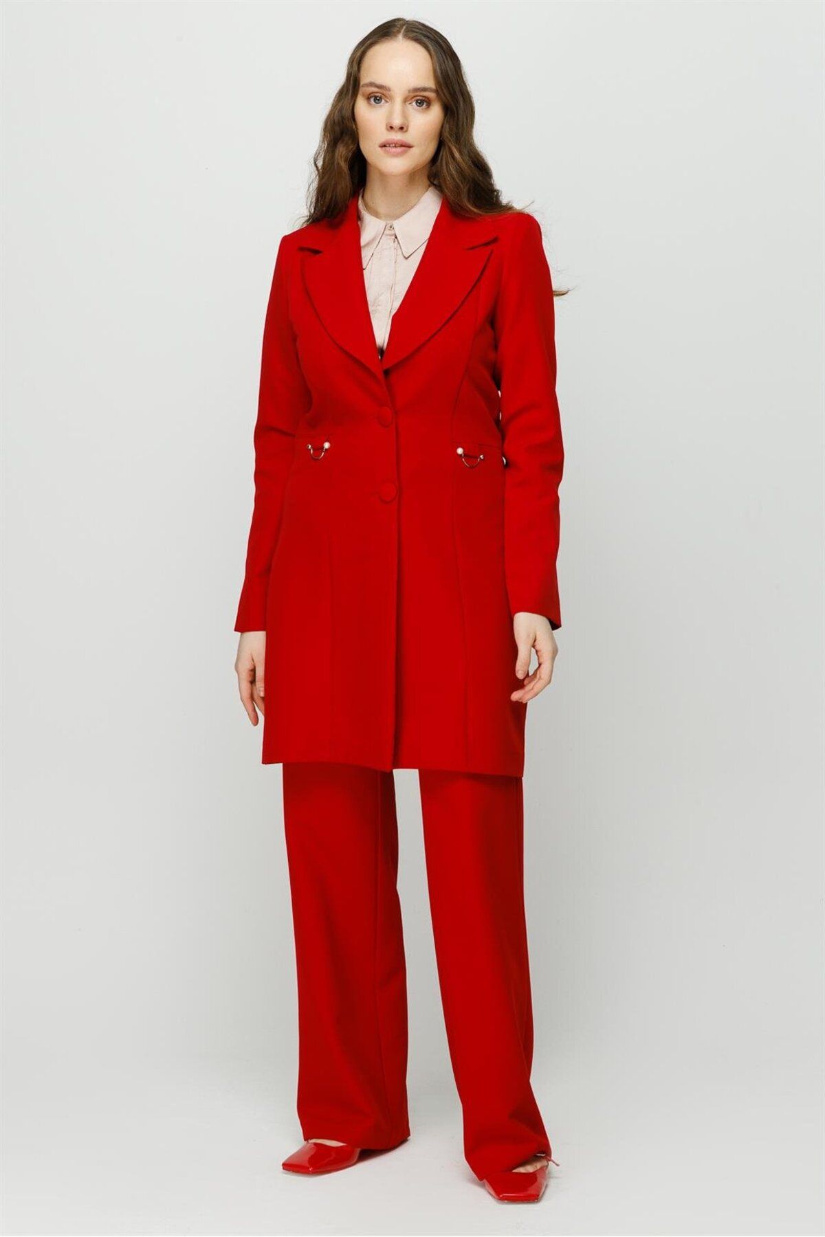 Esswaap İnci Aksesuar Detaylı Pantolon Ceket Takım Kırmızı