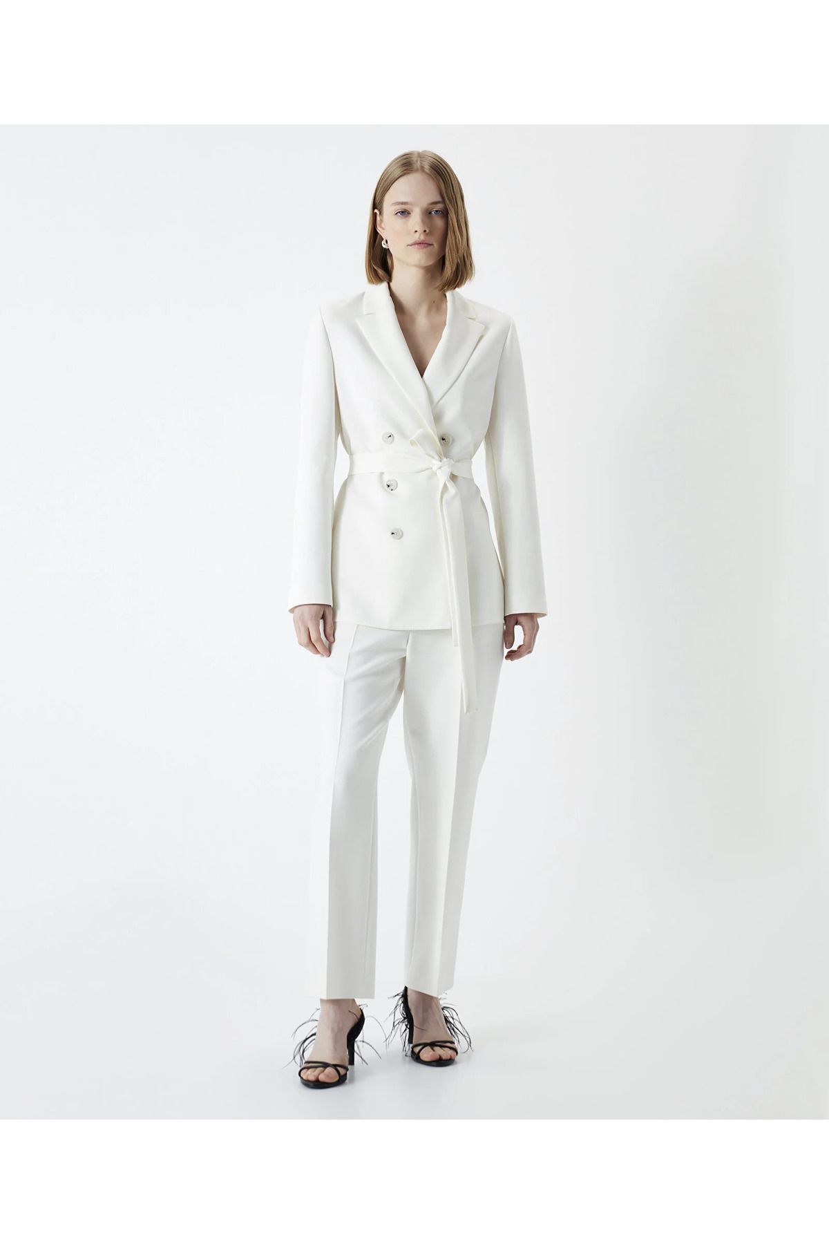 İpekyol Kadın Kuşaklı Blazer Ceket-Kırık Beyaz