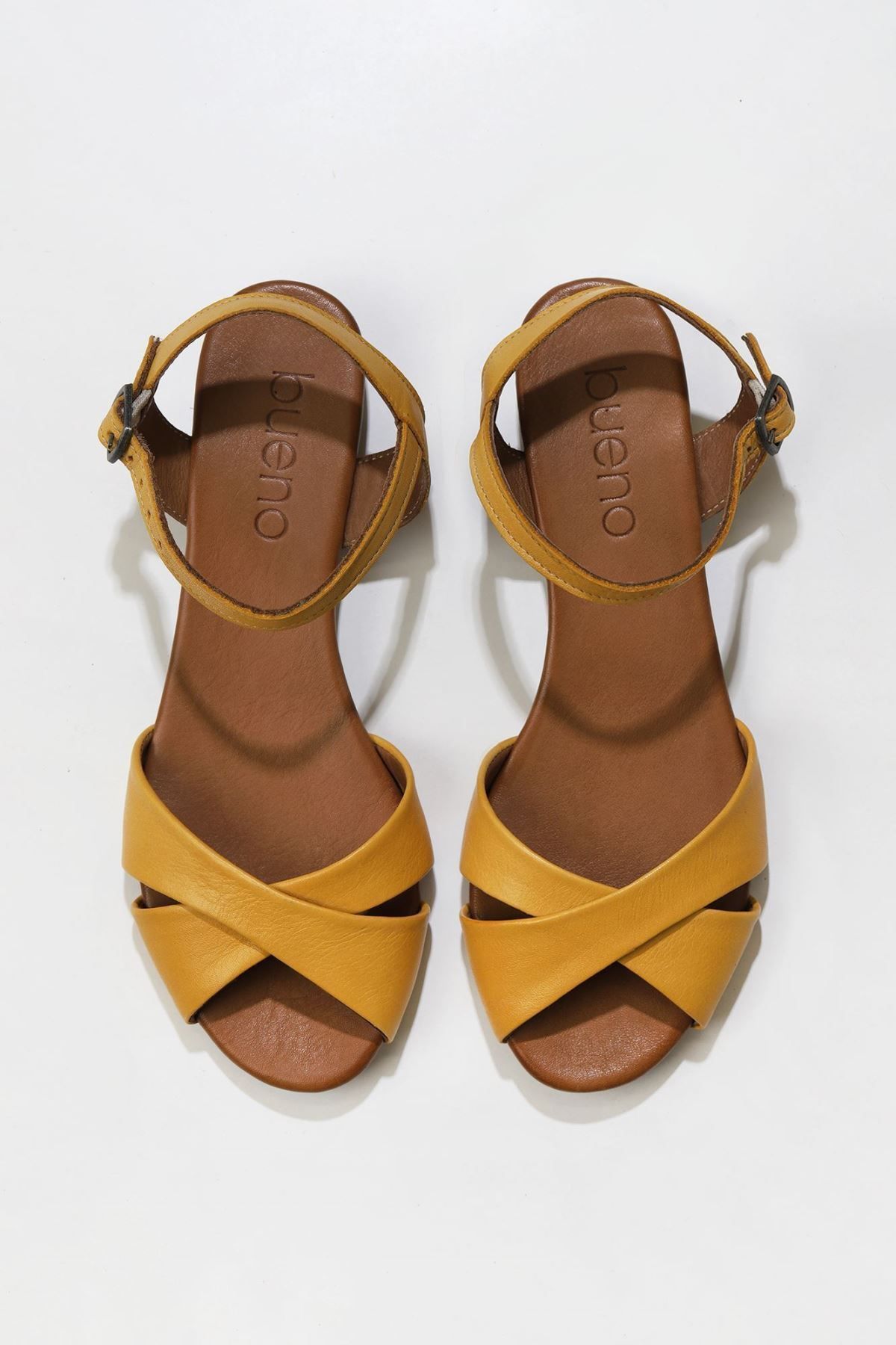Bueno Shoes Sarı Deri Kadın Sandalet
