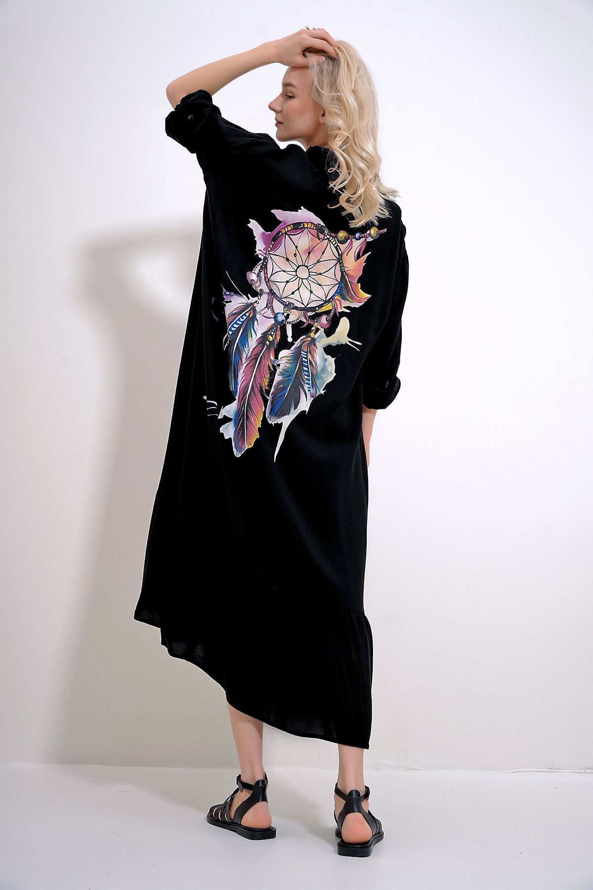 Trend Alaçatı Stili Kadın Siyah Tek Cepli Eteği Volanlı Sırtı Baskılı Dokuma Viskon Gömlek Elbise ALC-X12015