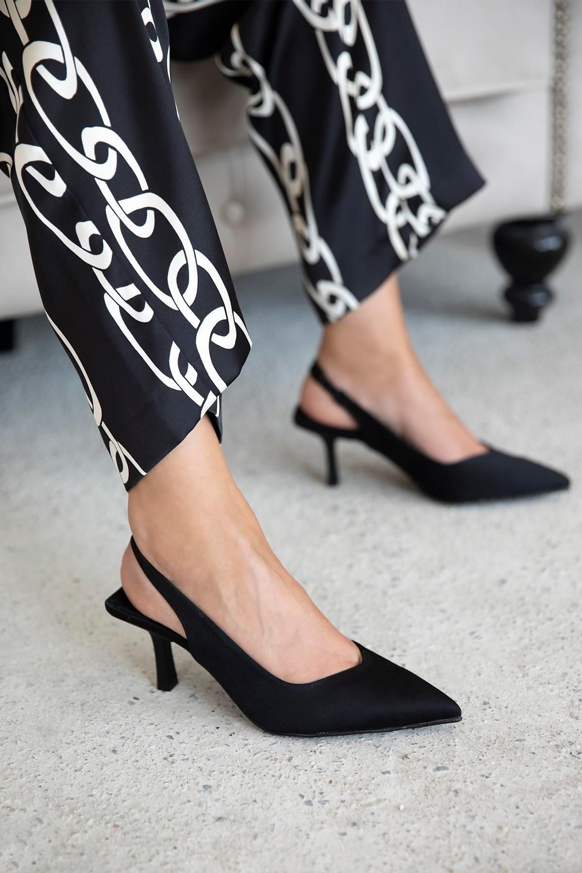 Straswans Harper Kadın Topuklu Kumaş Sandalet Siyah