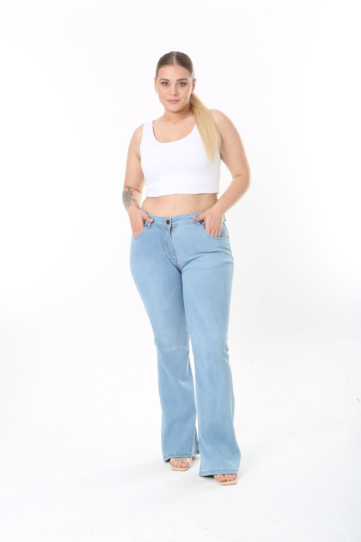 Era Lisa Ispanyol Paça Likralı Büyük Beden Jeans Pantolon