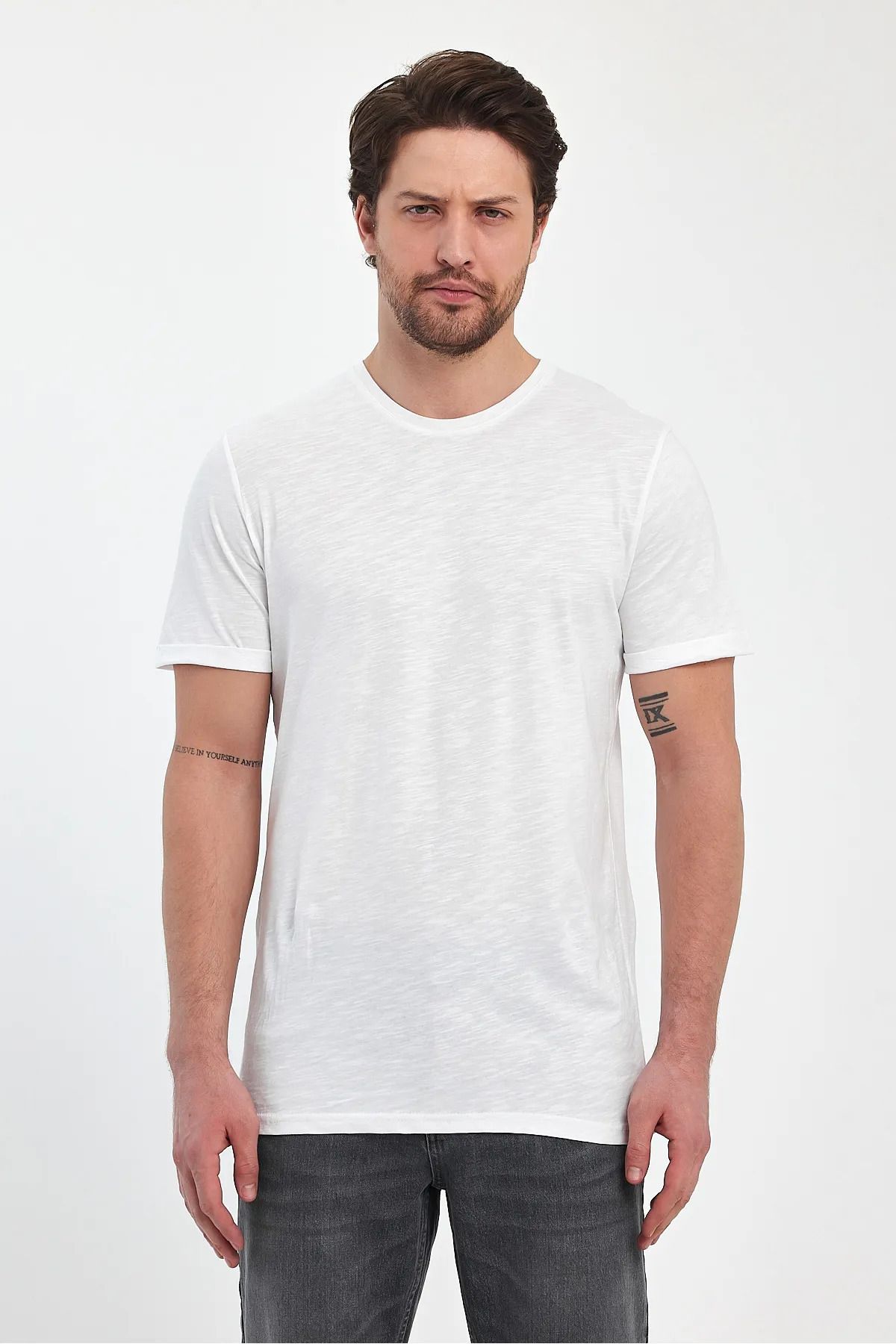 Rodi Jeans Erkek Beyaz Bisiklet Yaka Rahat Kalıp Baskısız Pamuk T-Shirt