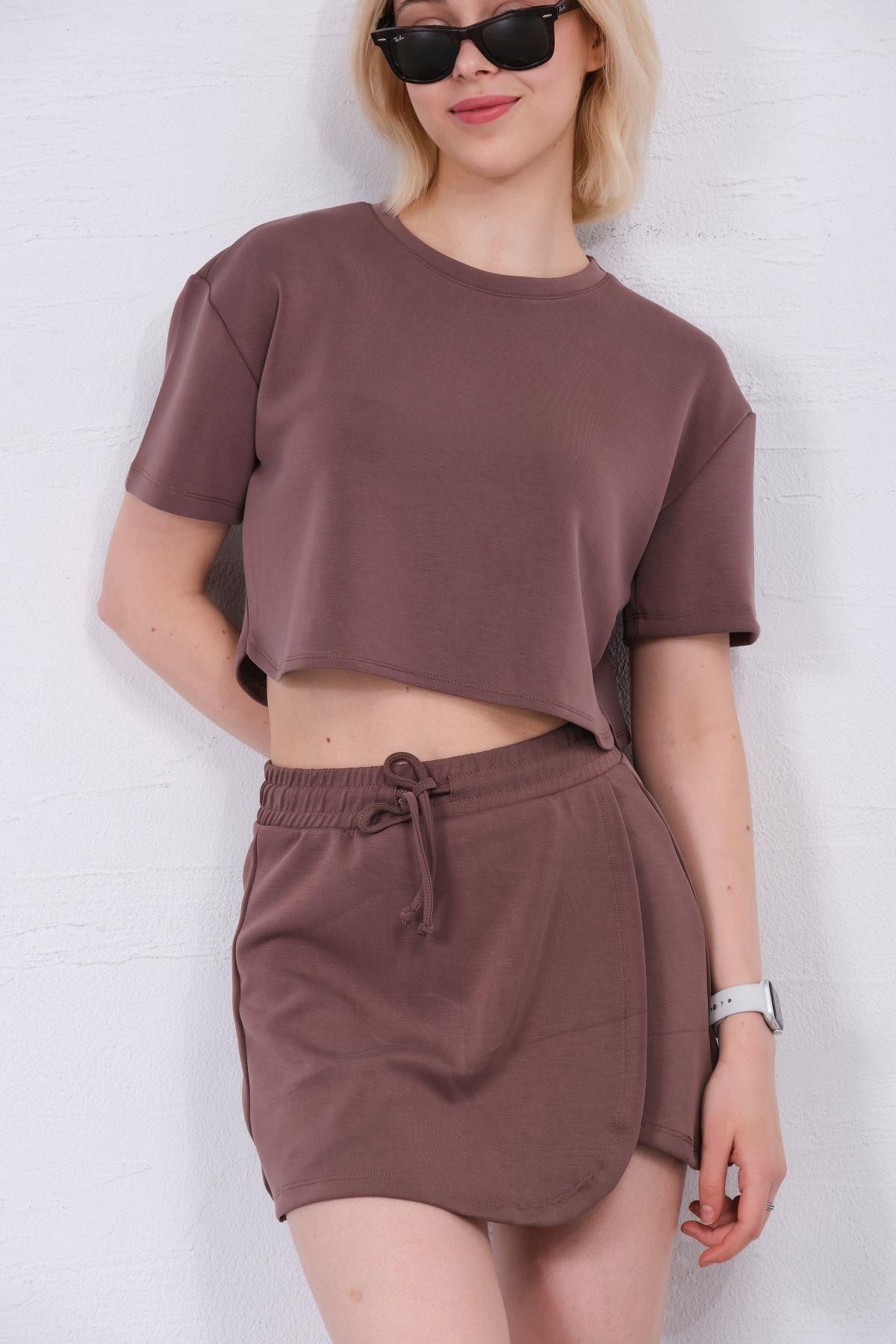 Domoda Ultra Yumuşak Dokunuş: Modal Crop Top Serisi Kadın Tişört @Savona